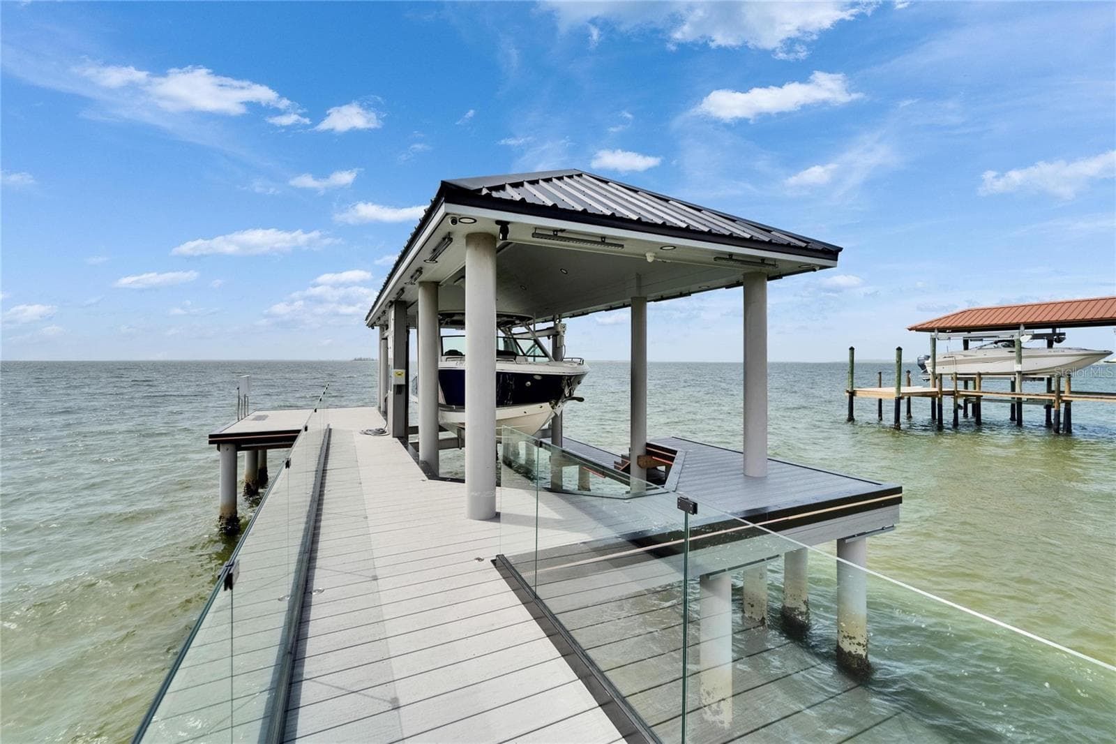 6526 Surfside Blvd photo 5