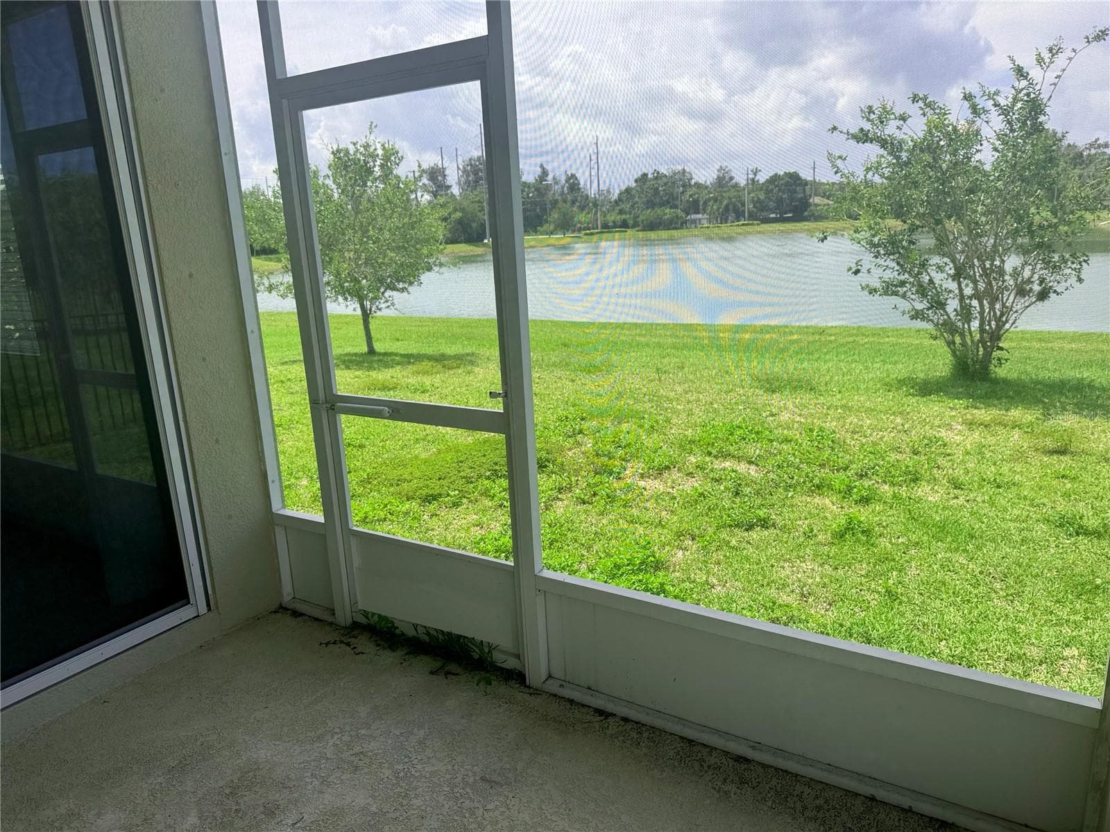 5082 Inshore Landings Dr photo 3