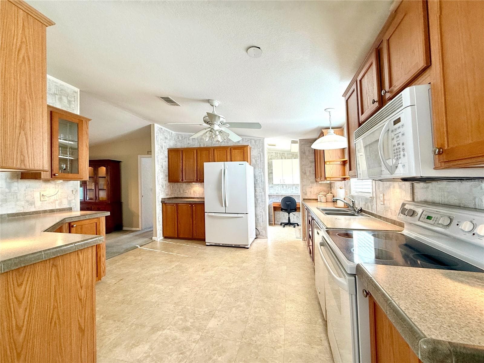 250 S Port Royal Ln photo 5