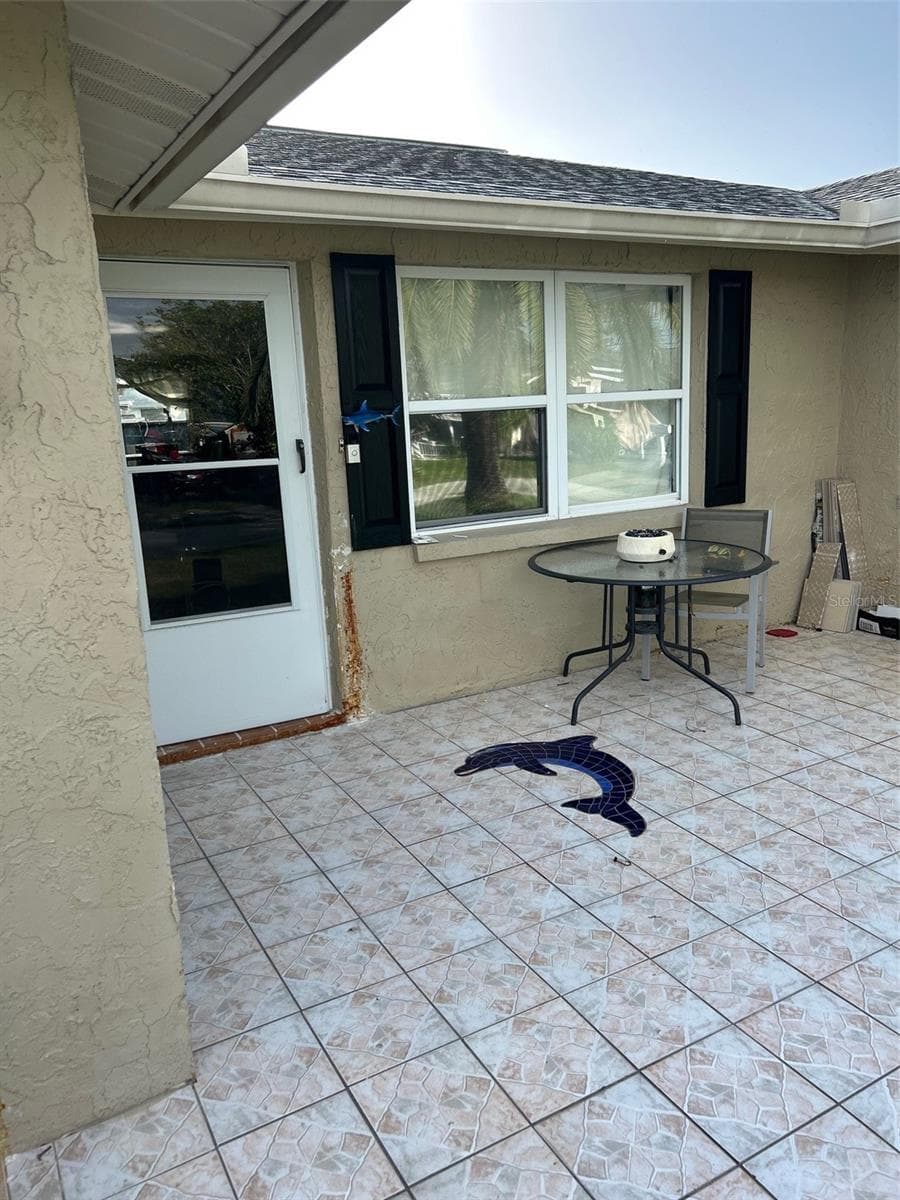 13725 Plumosa Ave photo 3