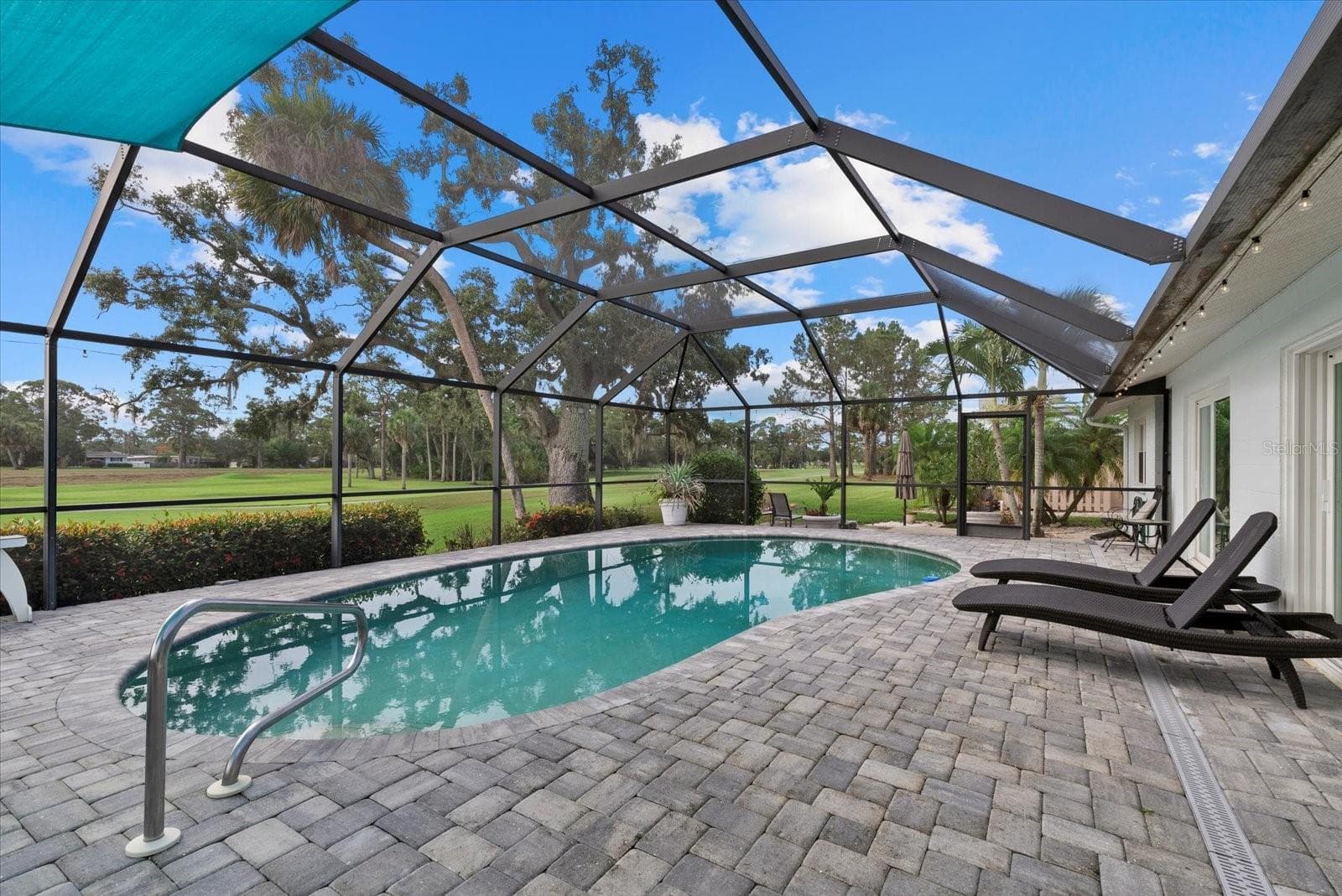 538 Magellan Dr photo 5