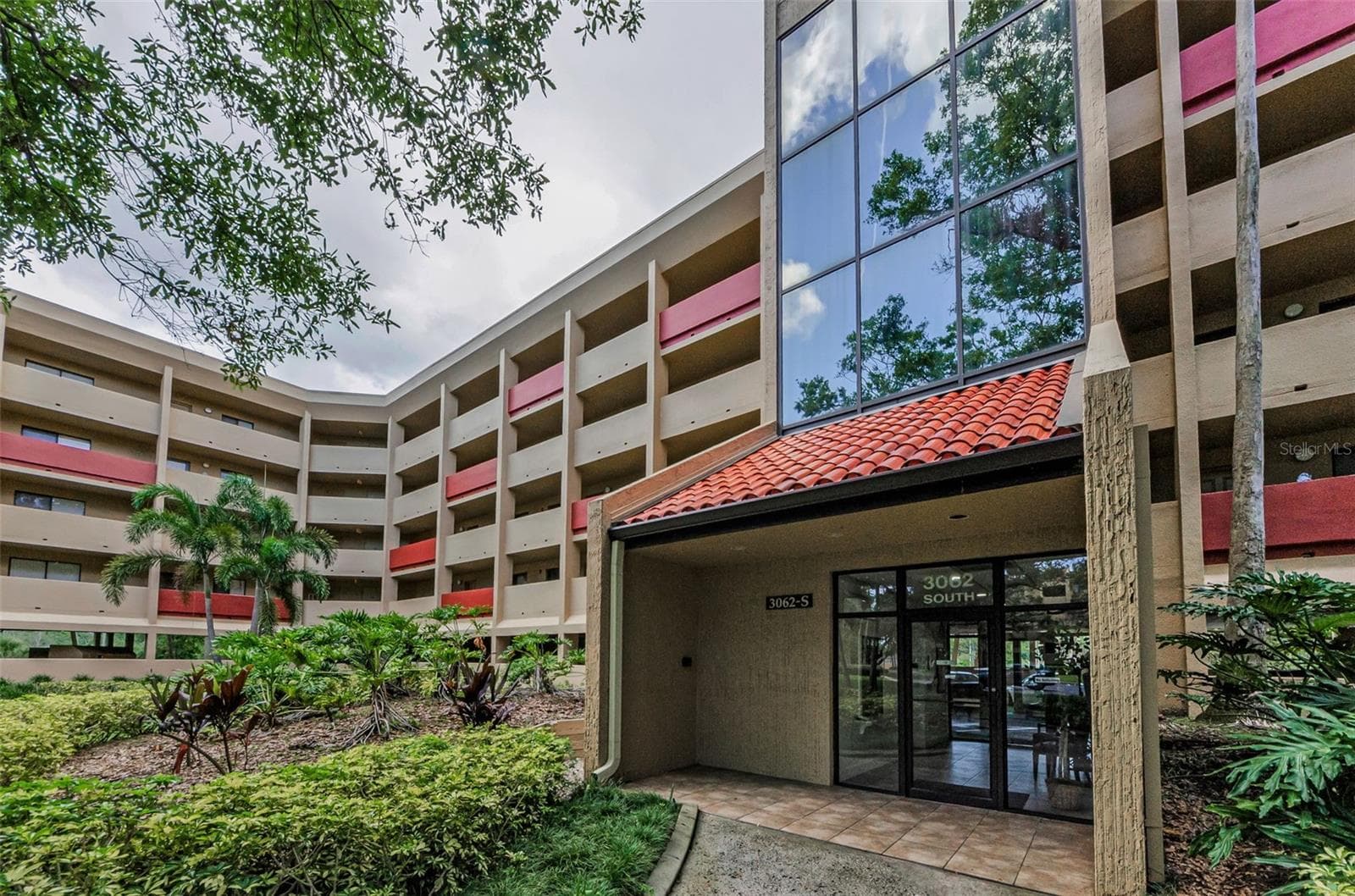 3062 Eastland Blvd #308 photo 3