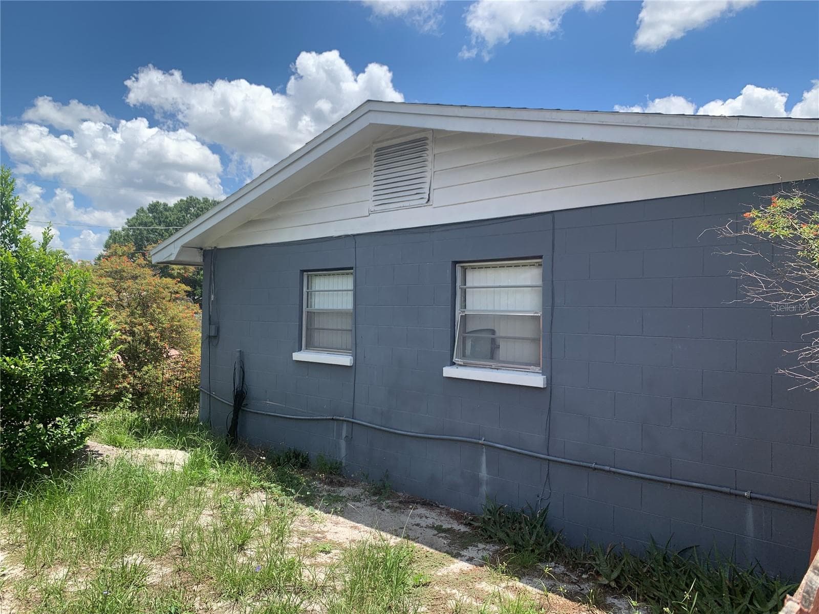 119 Allen Ave photo 5
