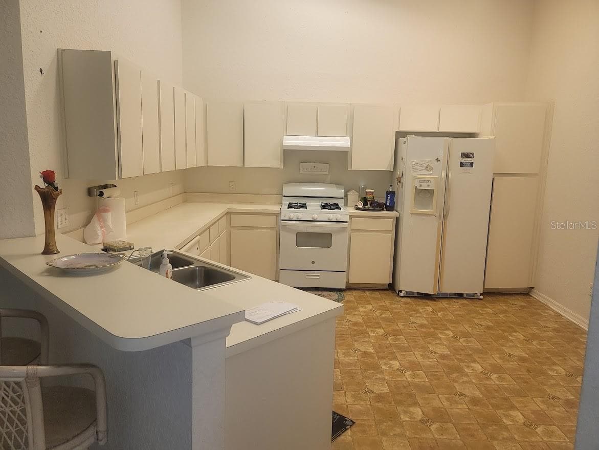 21544 Clubside Loop photo 3