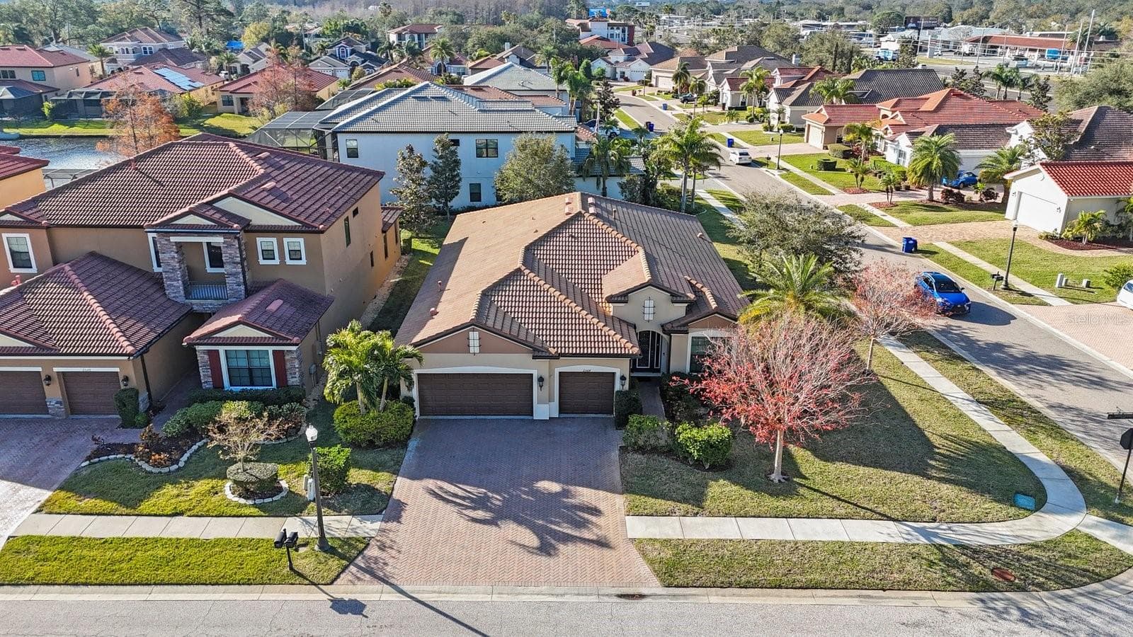 2564 Grand Cypress Blvd