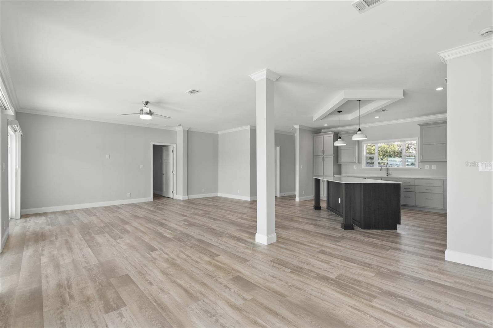 6924 Americana Dr NE #167 photo 3