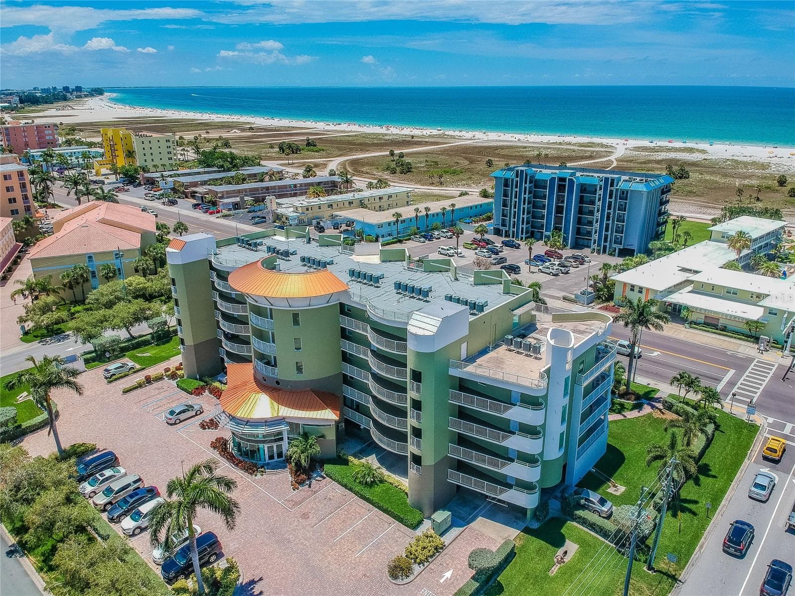 11605 Gulf Blvd #402 photo 3