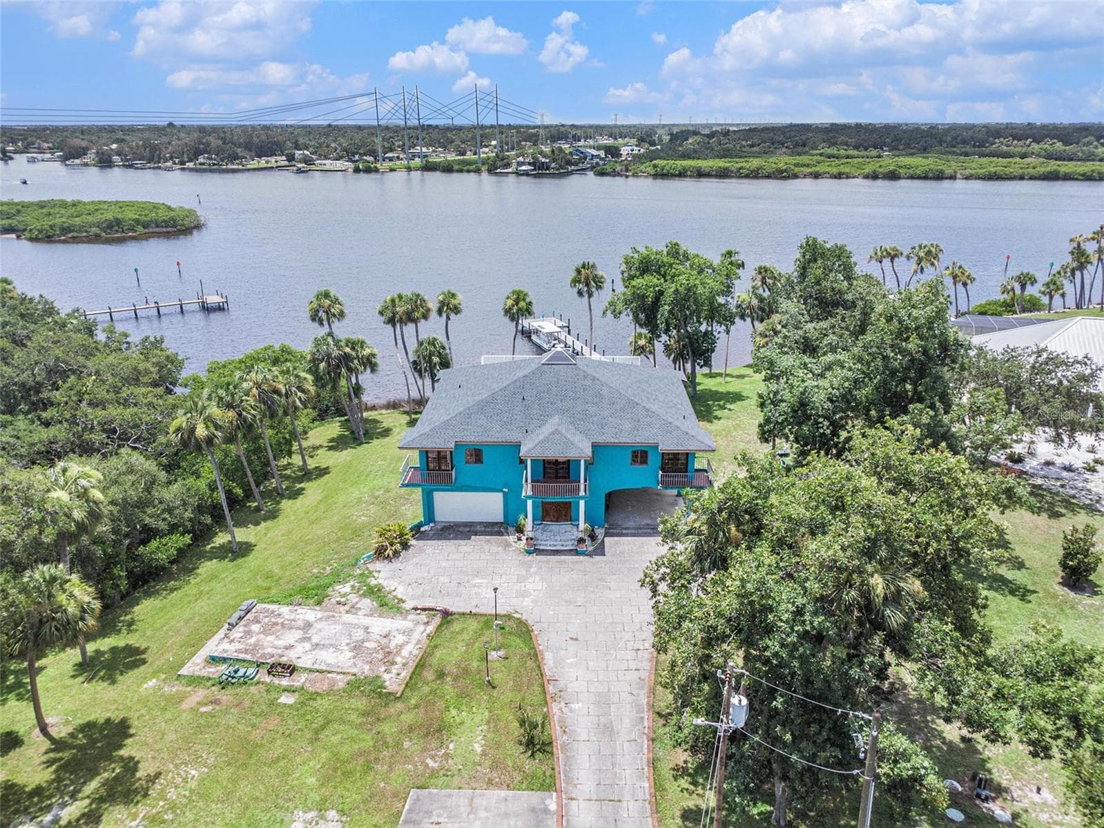 7715 Riverview Dr photo 3