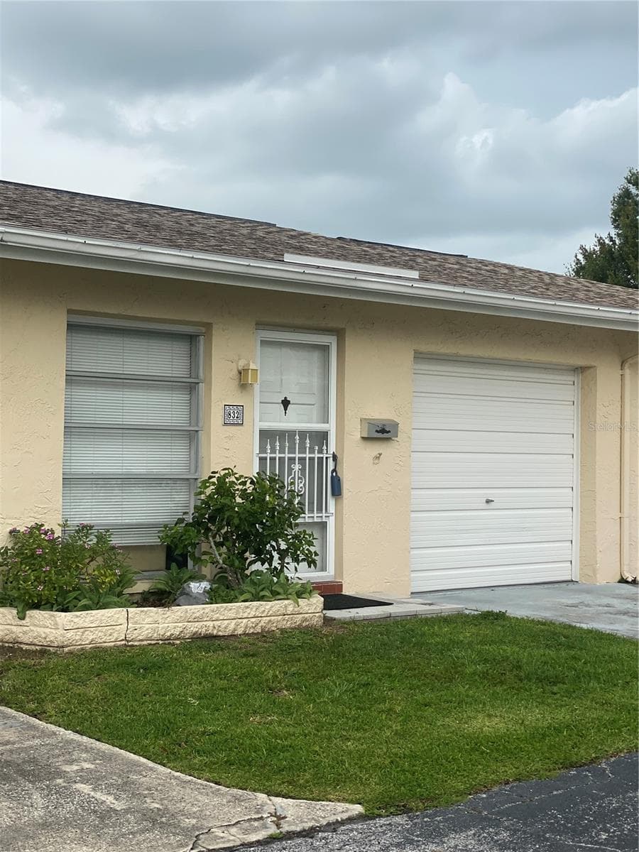 832 Cambridge CT