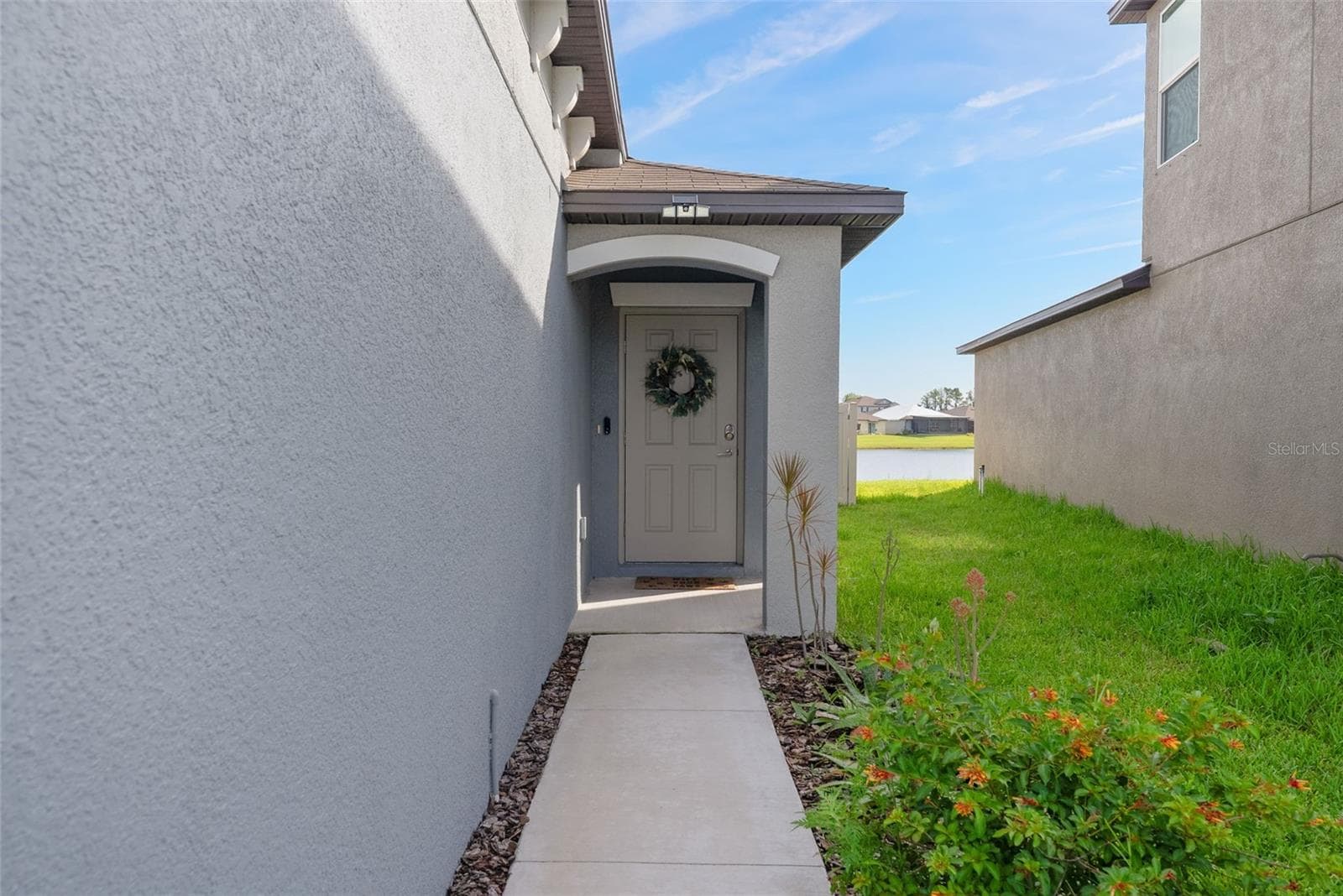 5362 Blue Horizon Way photo 4