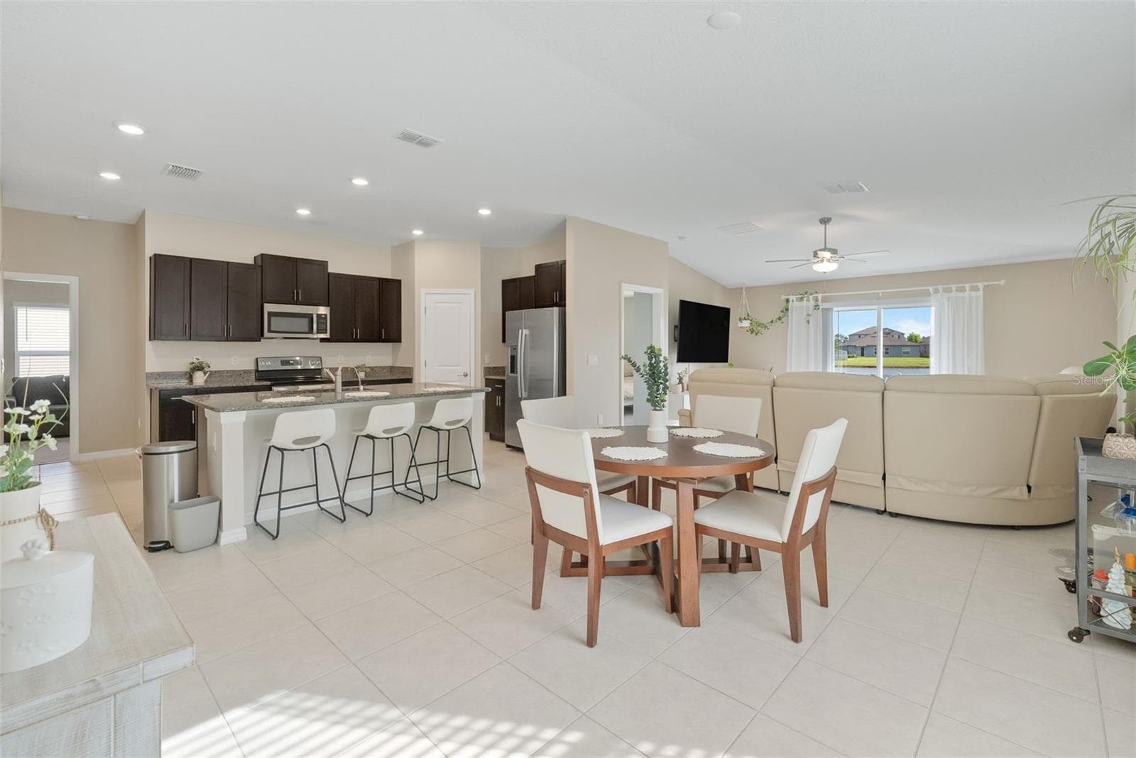 5362 Blue Horizon Way photo 5