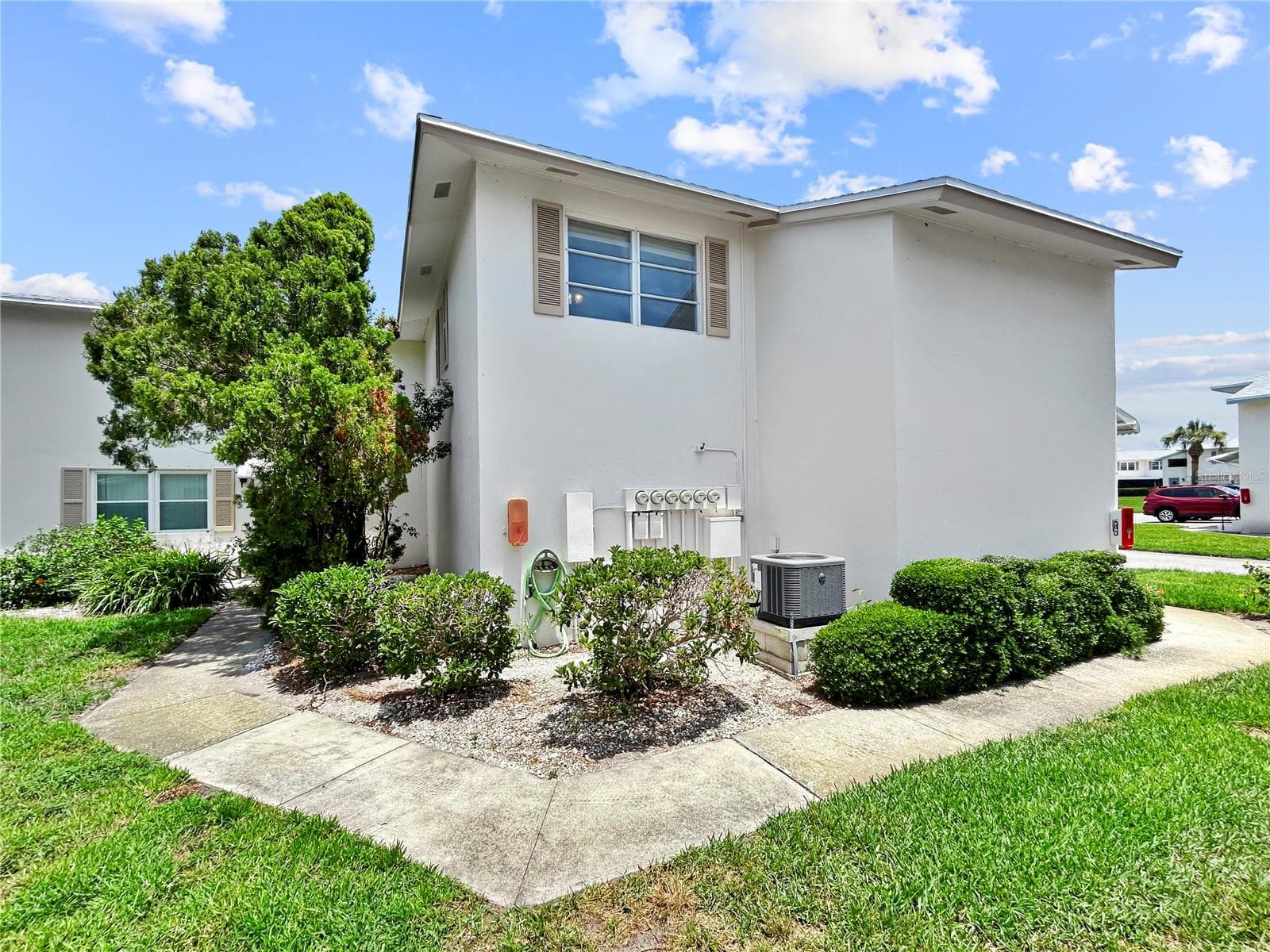 3265 40th Way S #E photo 3