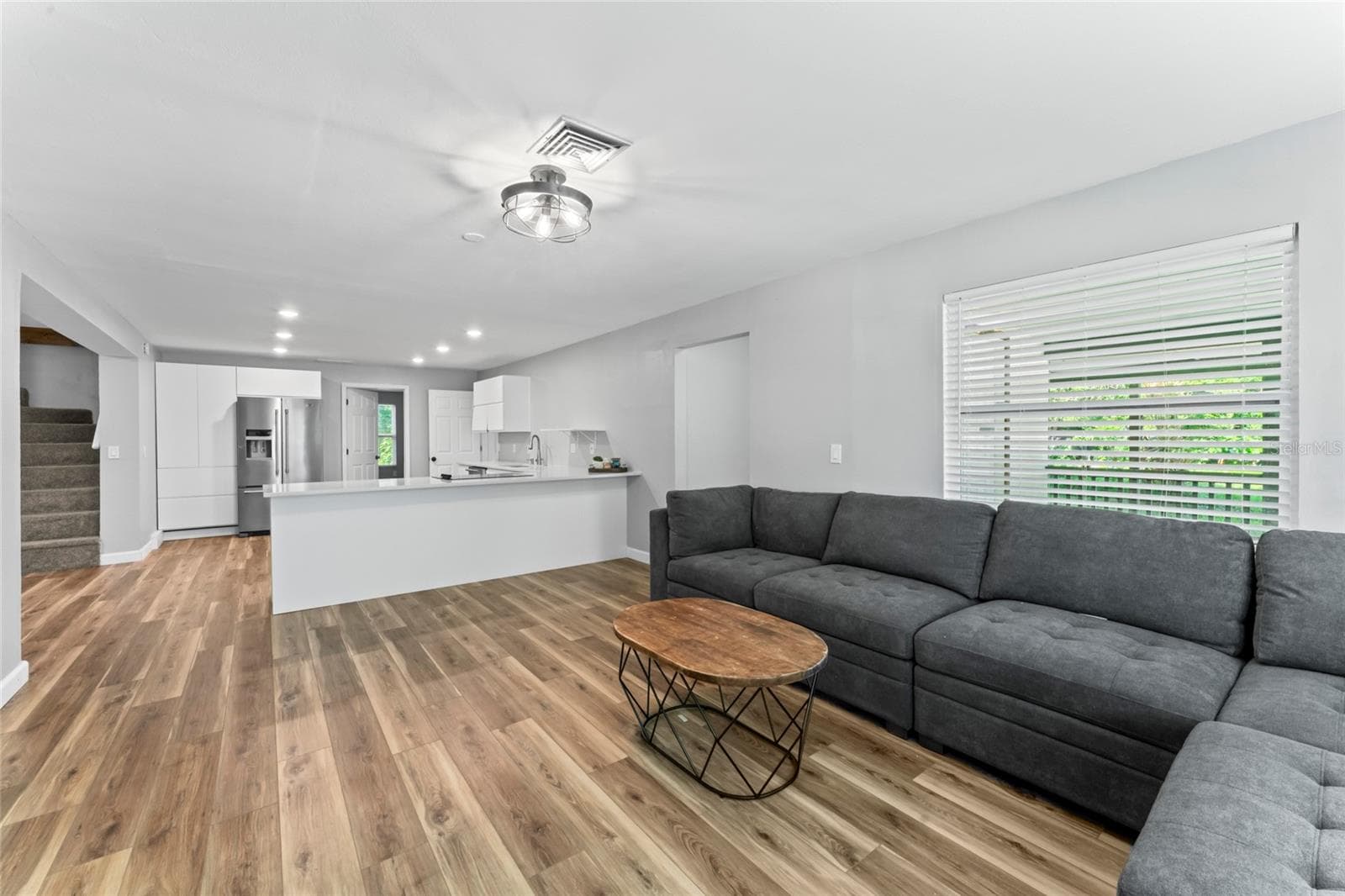 1127 Wyatt St N photo 5