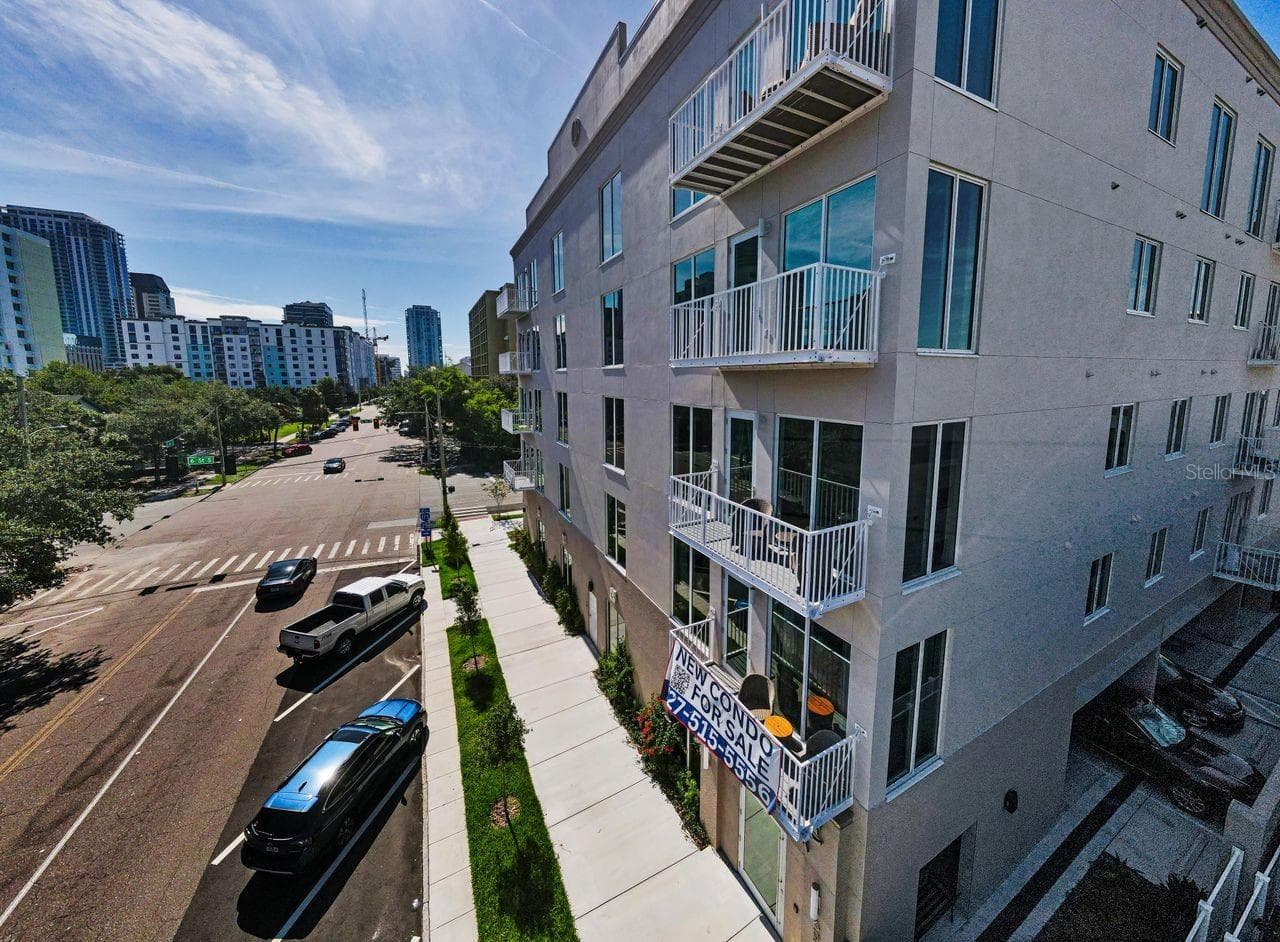 600 3rd Ave S #301 photo 3