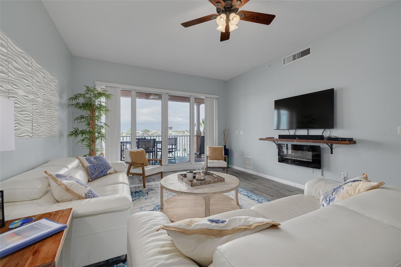 530 S Gulfview Blvd #205 photo 5