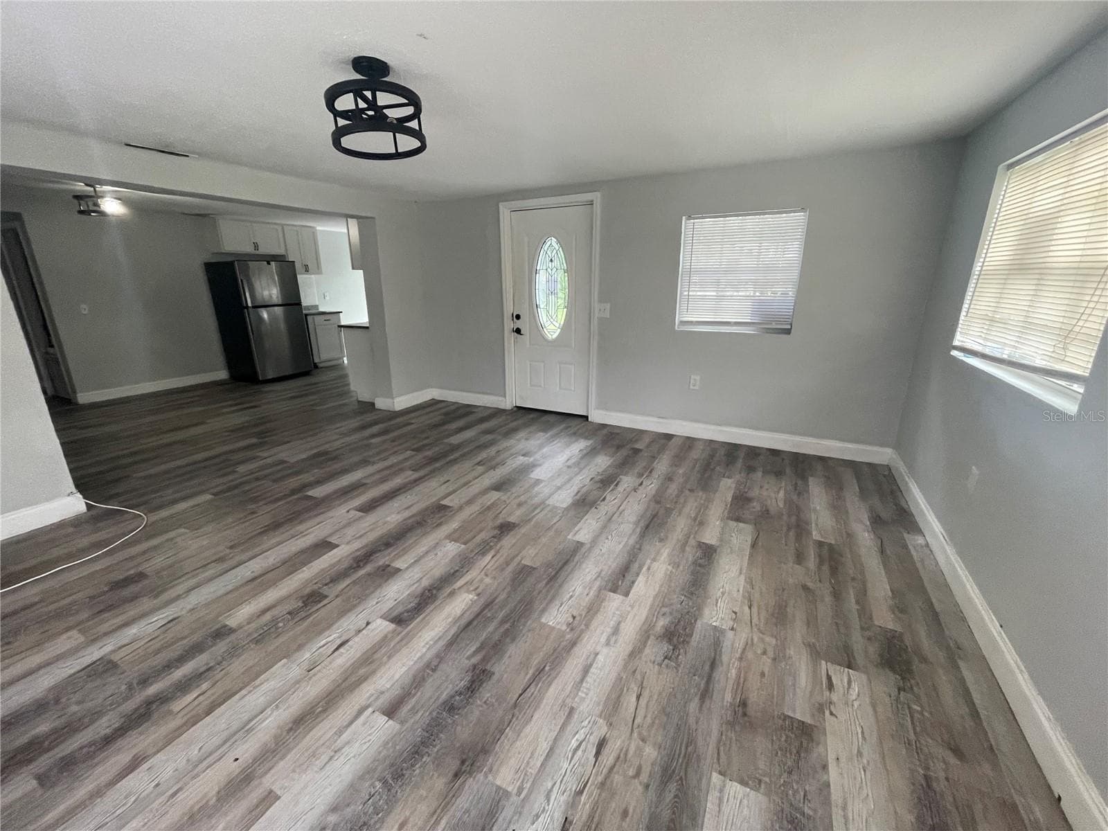 1225 Nemeth St photo 3