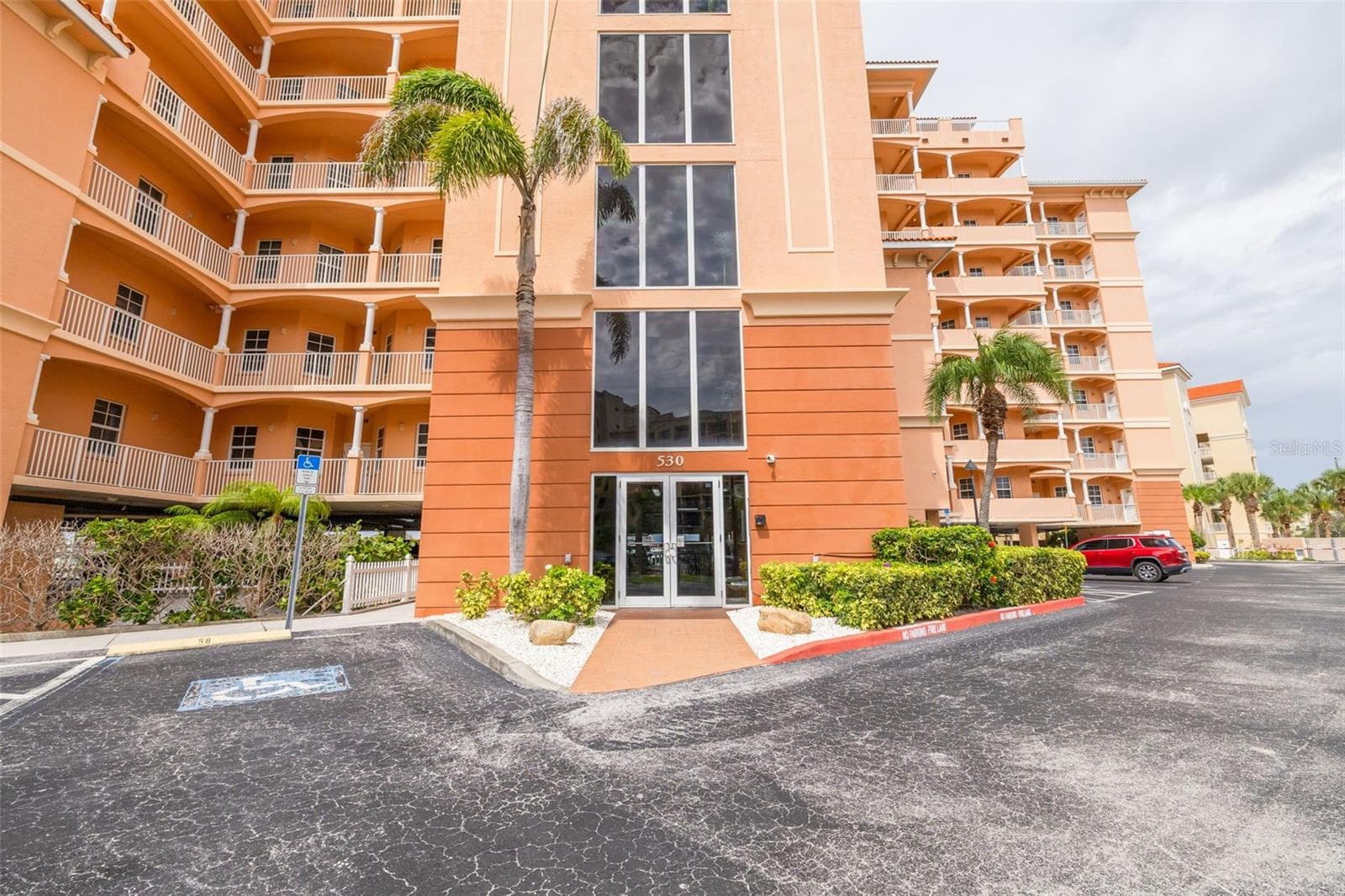 530 S Gulfview Blvd #205
