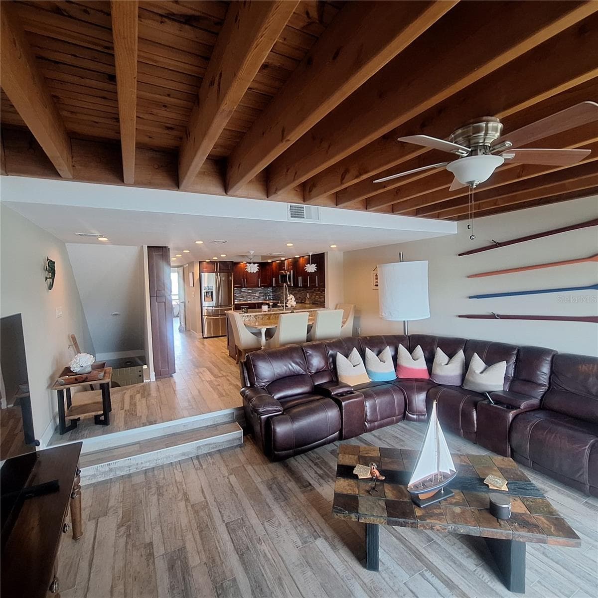 132 1st St E #101 photo 5