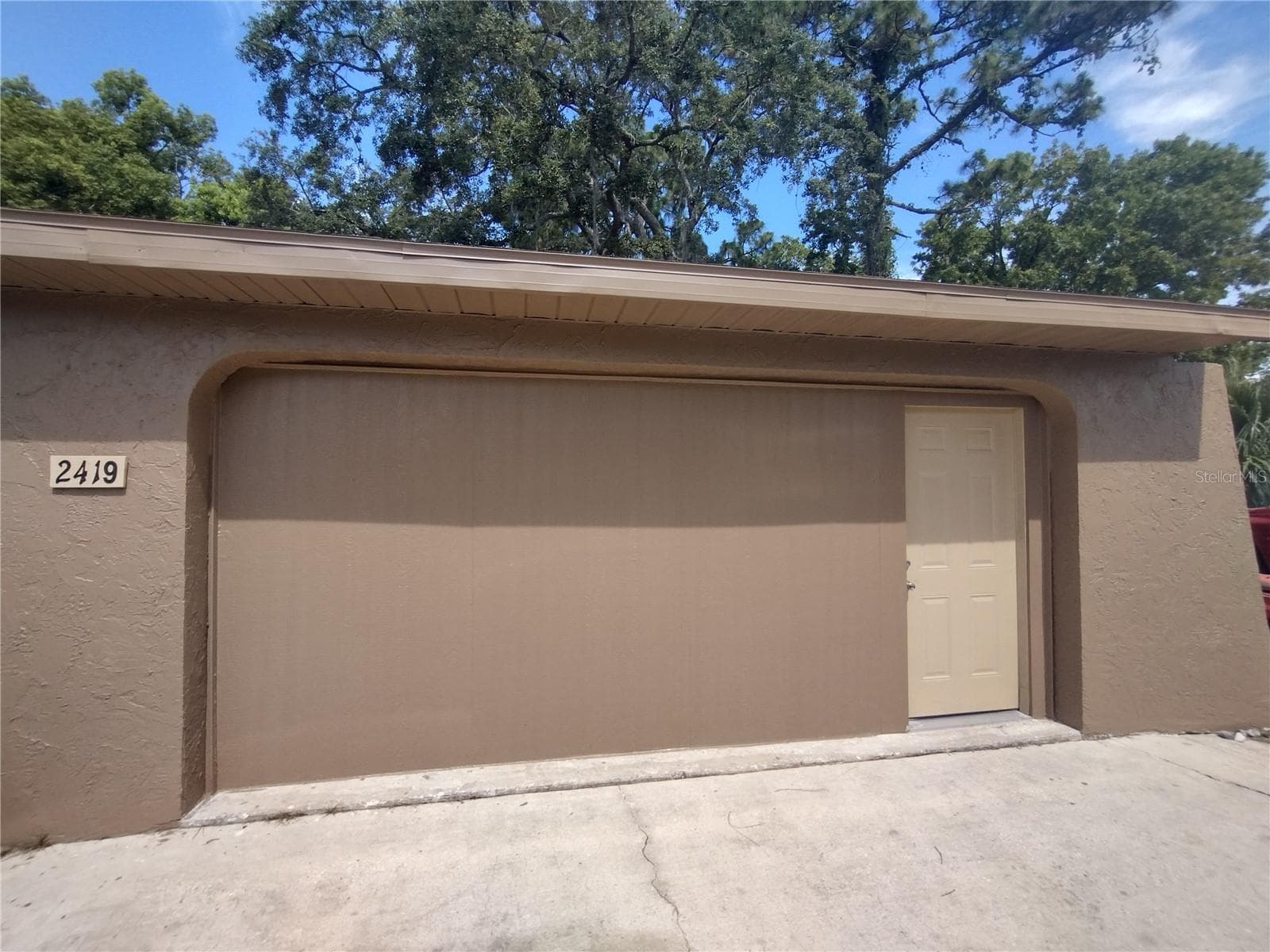 2419 Appian Ave photo 4