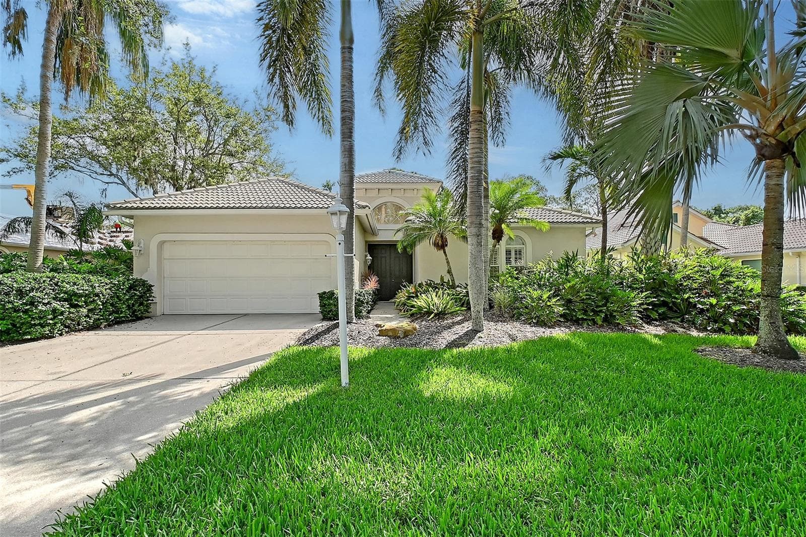 5839 Los Verdes CT photo 3