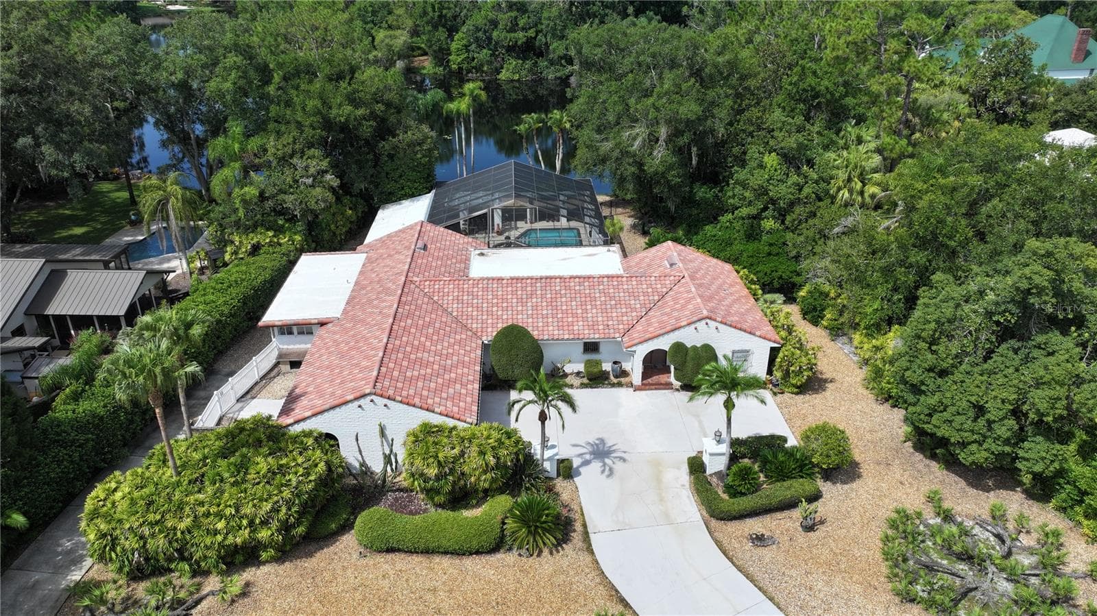 200 Island Way photo 4