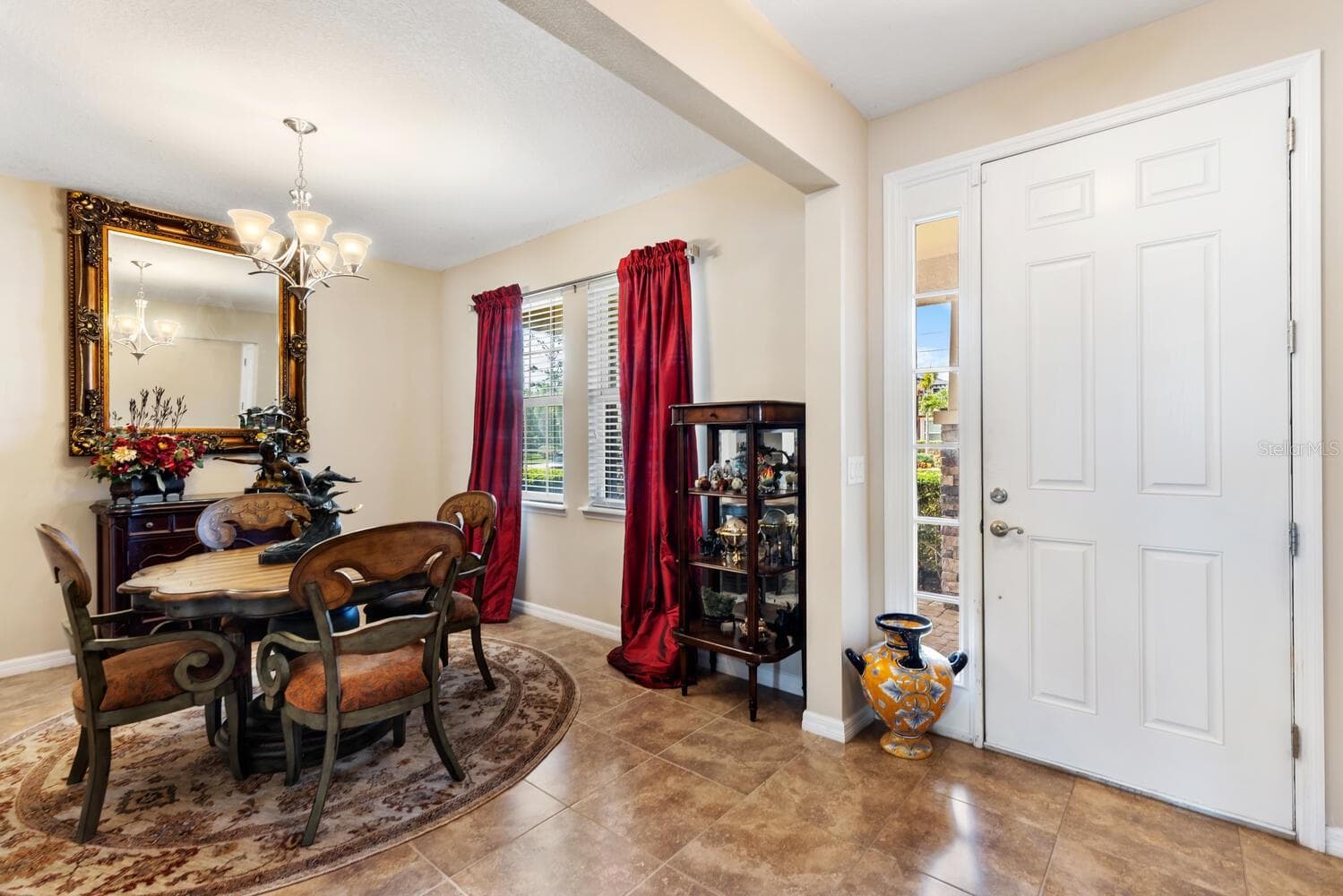 3039 Oriole Dr photo 3