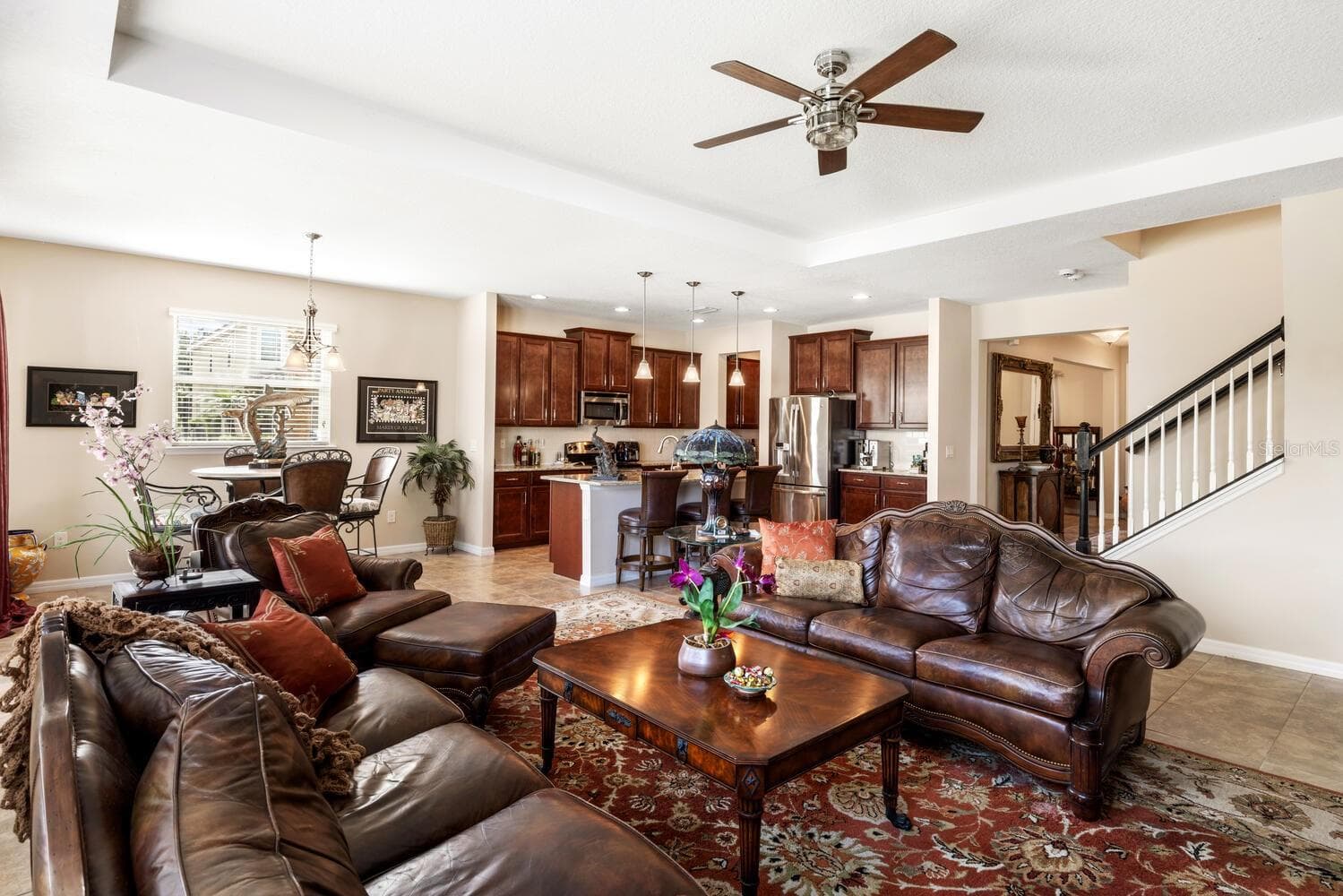 3039 Oriole Dr photo 5