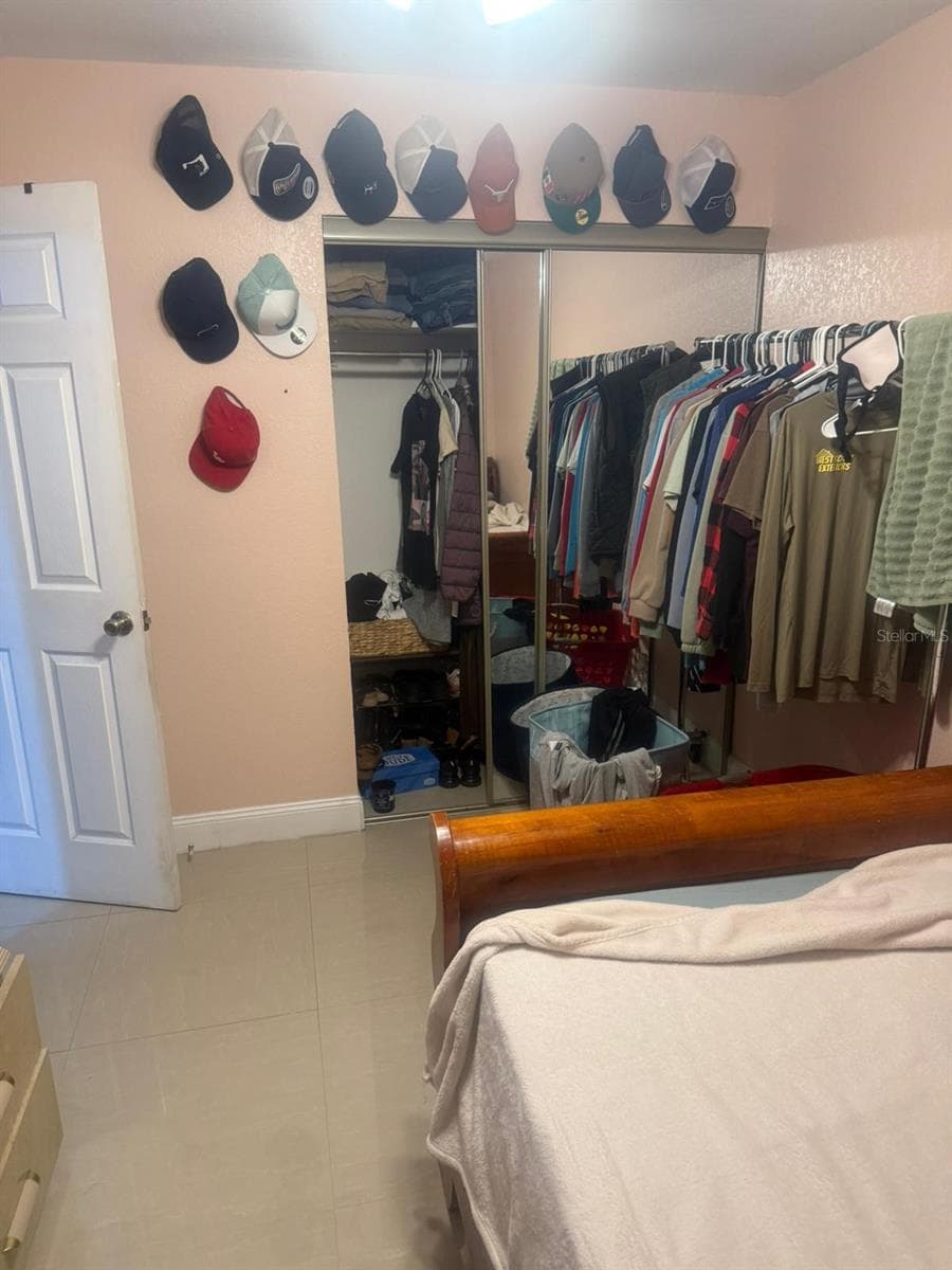 1509 Neil St photo 5