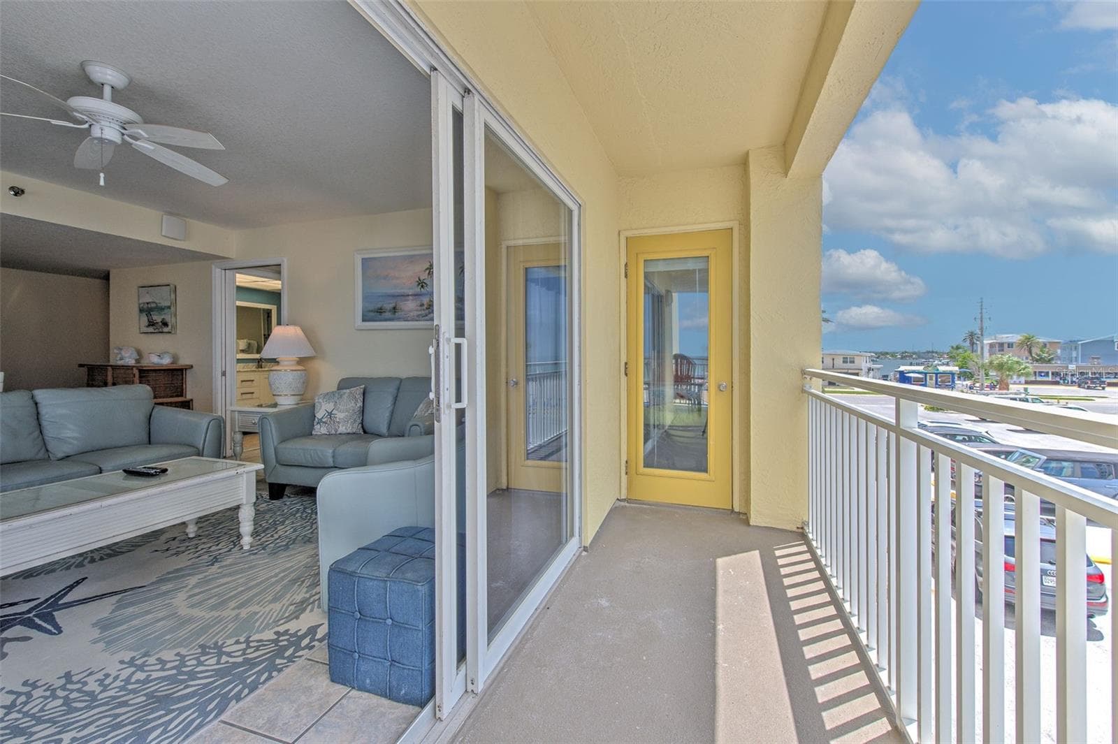17450 Gulf Blvd #103 photo 5