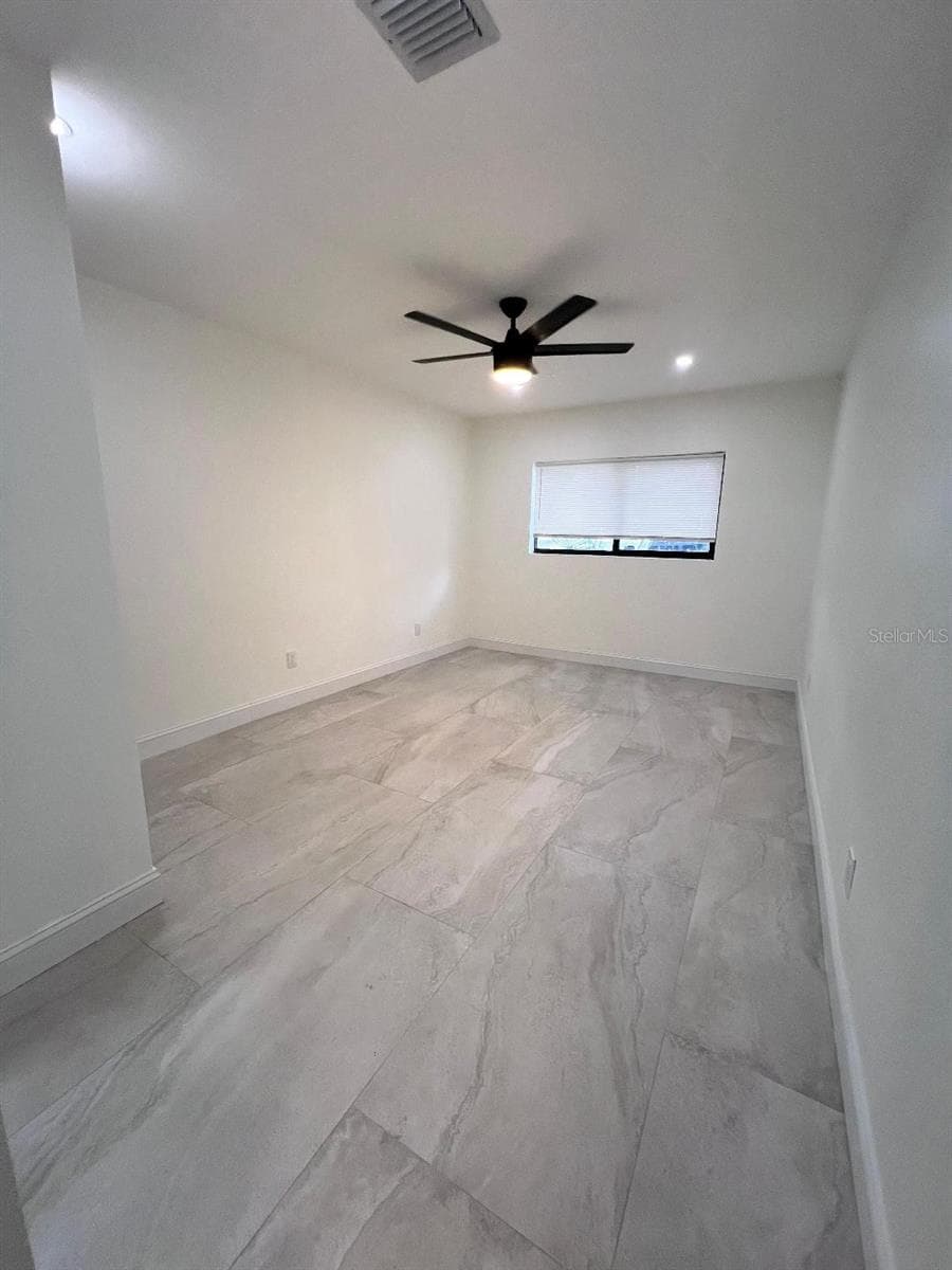 1718 Bayshore Blvd photo 5