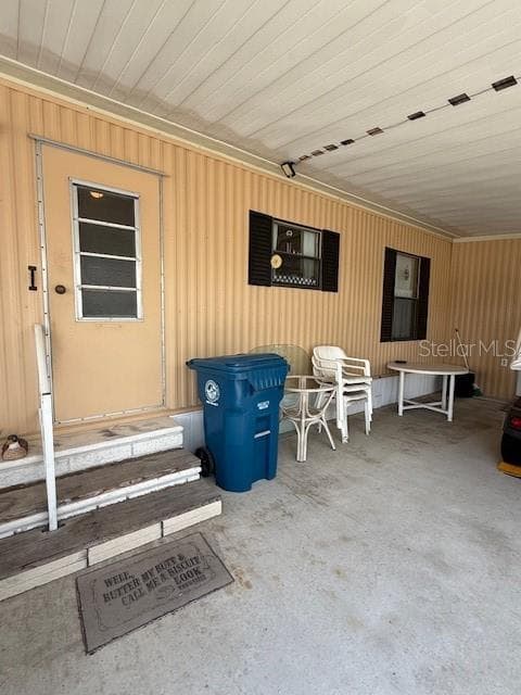 8466 Dickens Ave photo 4