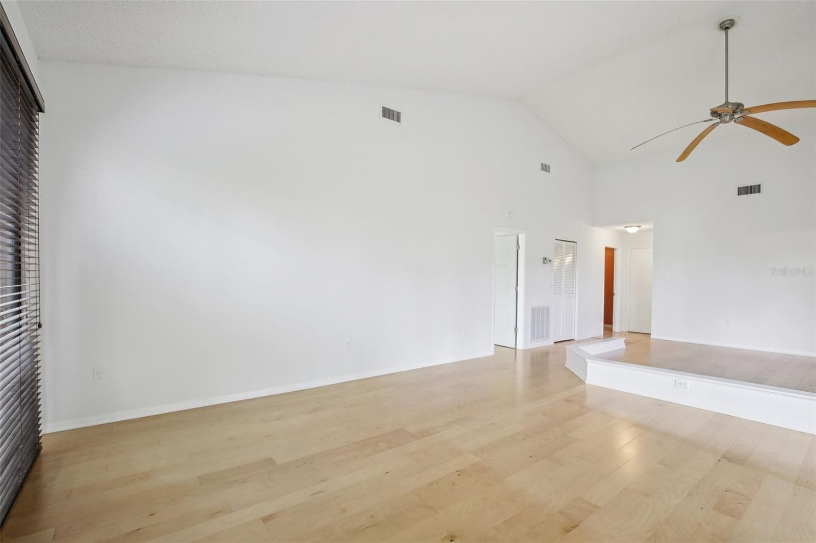 5387 Huntingwood CT #4 photo 5