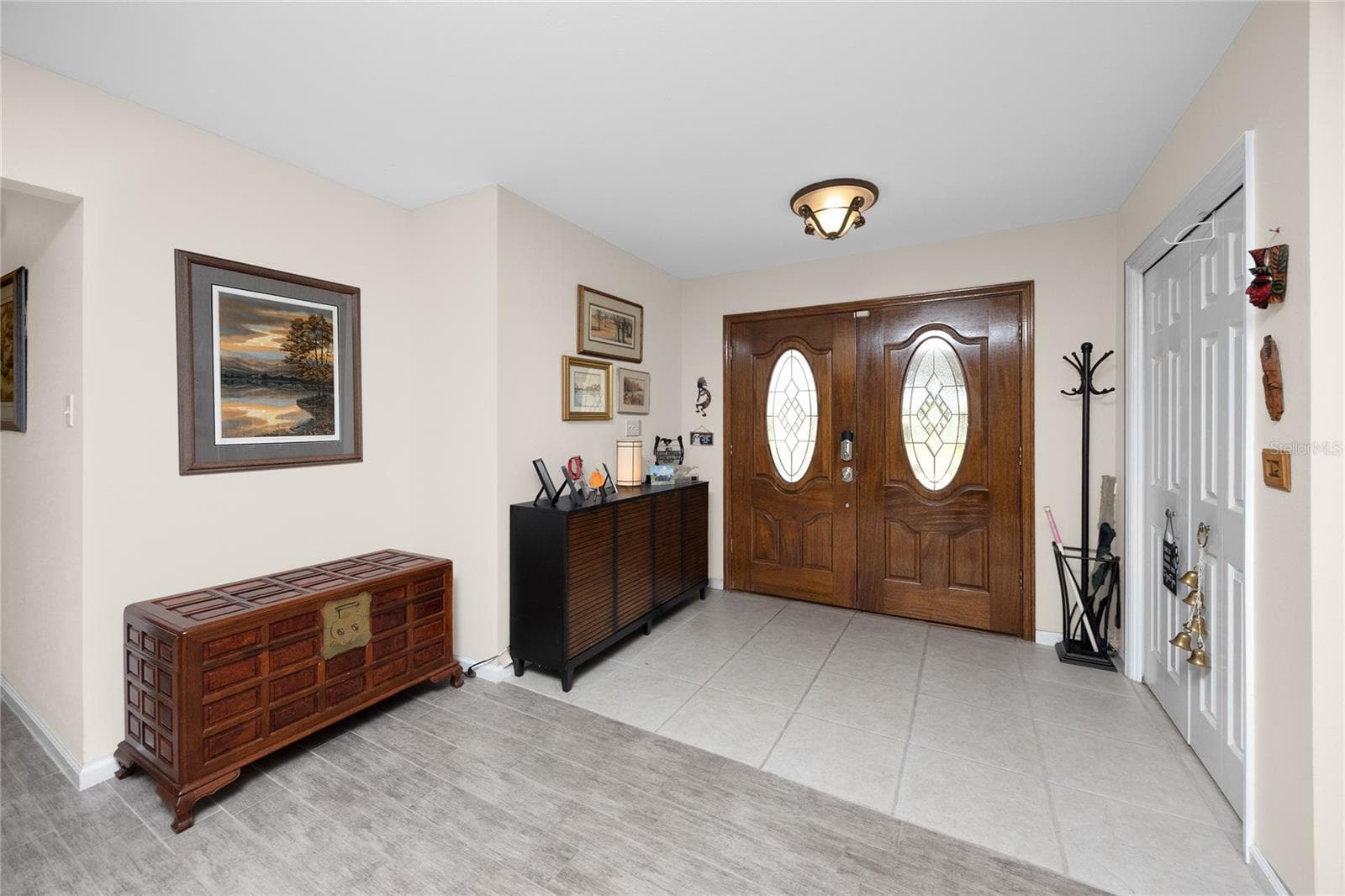 10504 Lacera Dr photo 4