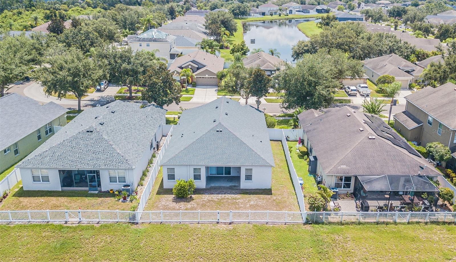 11345 Flora Springs Dr photo 5