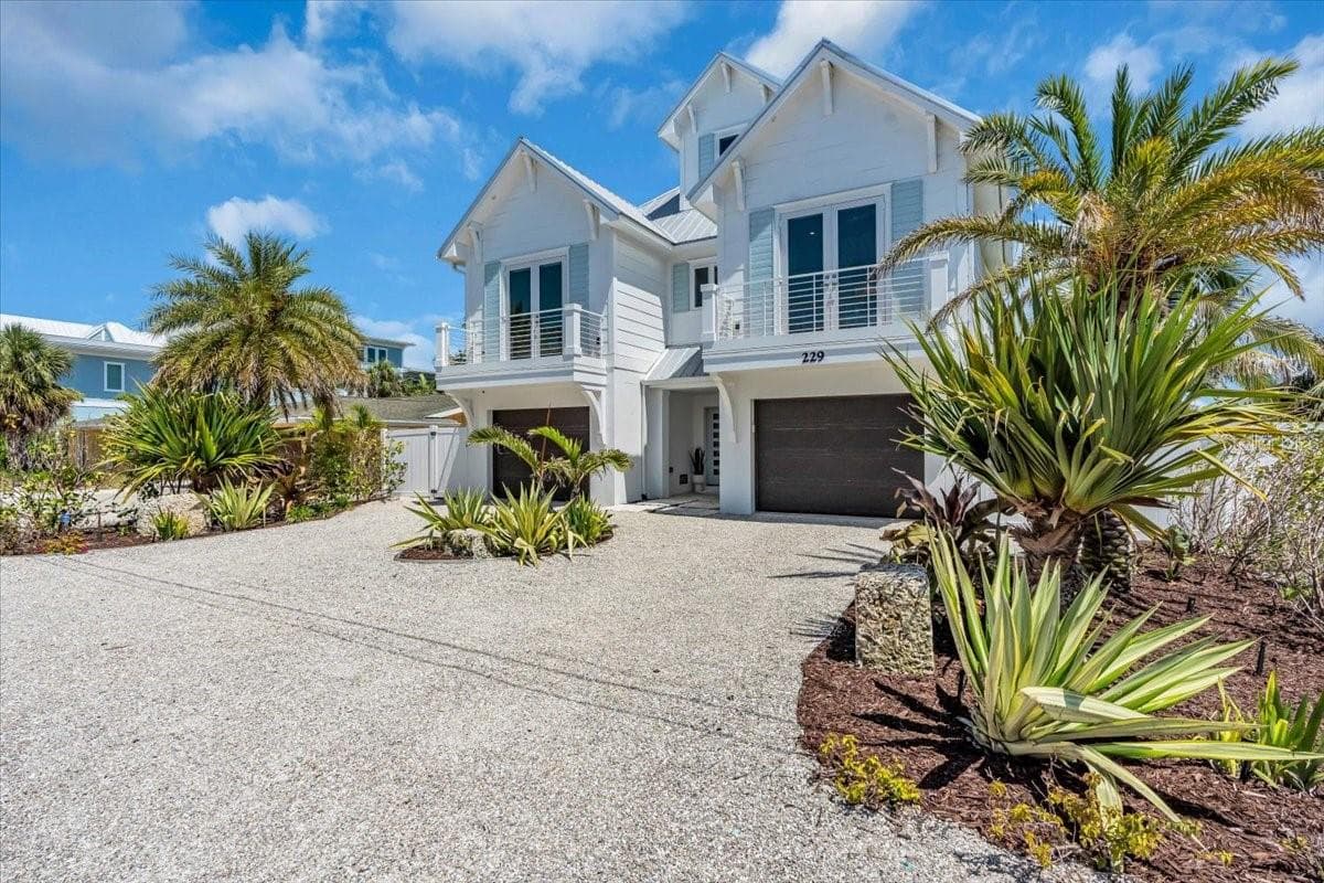 229 Willow Ave