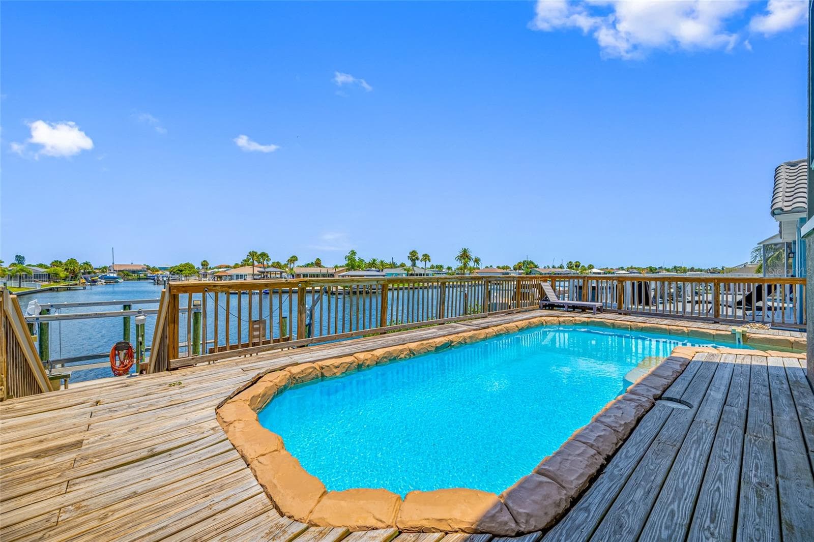 861 Symphony Isles Blvd photo 3