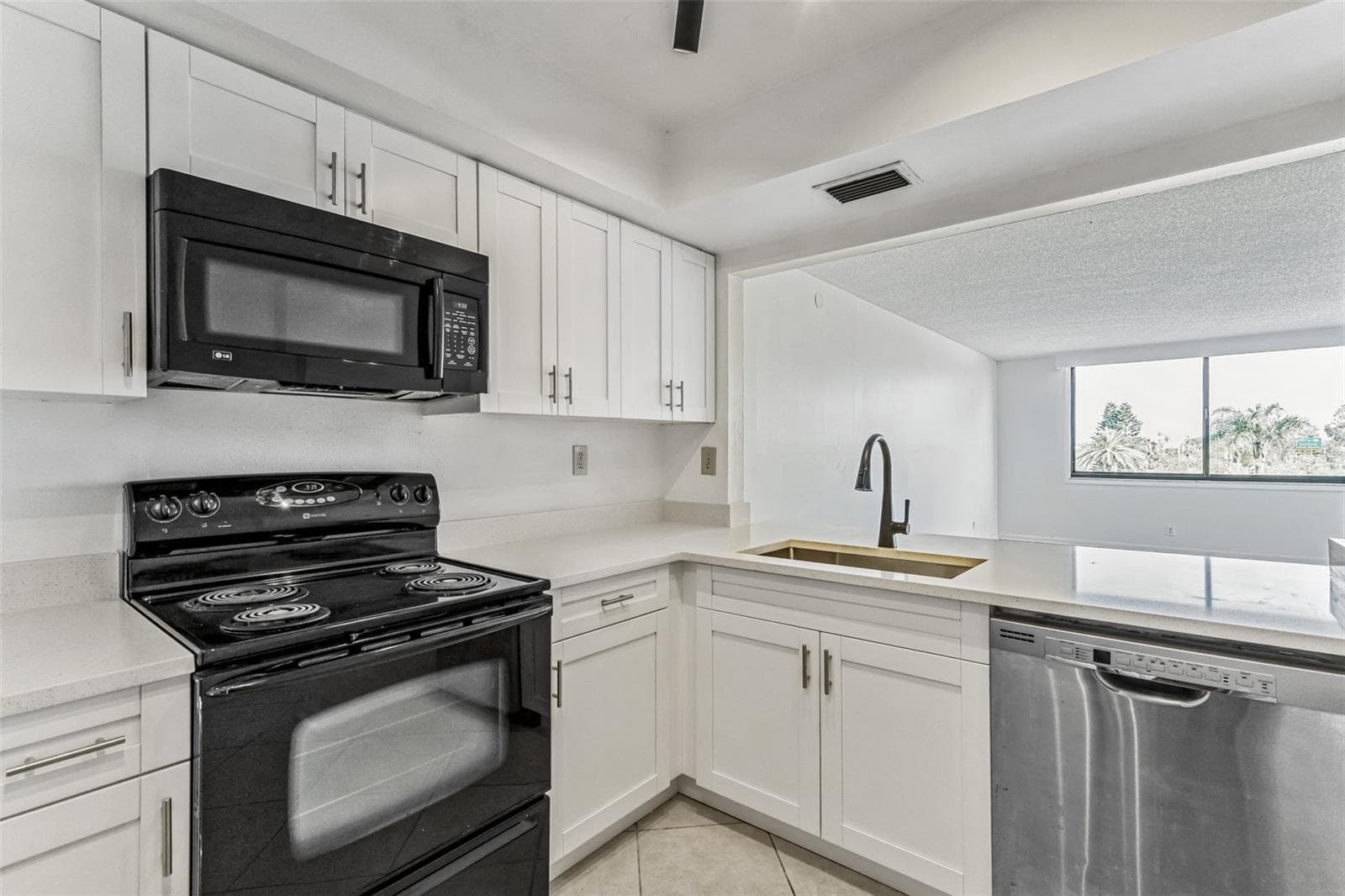 6219 Palma Del Mar Blvd S #301 photo 5