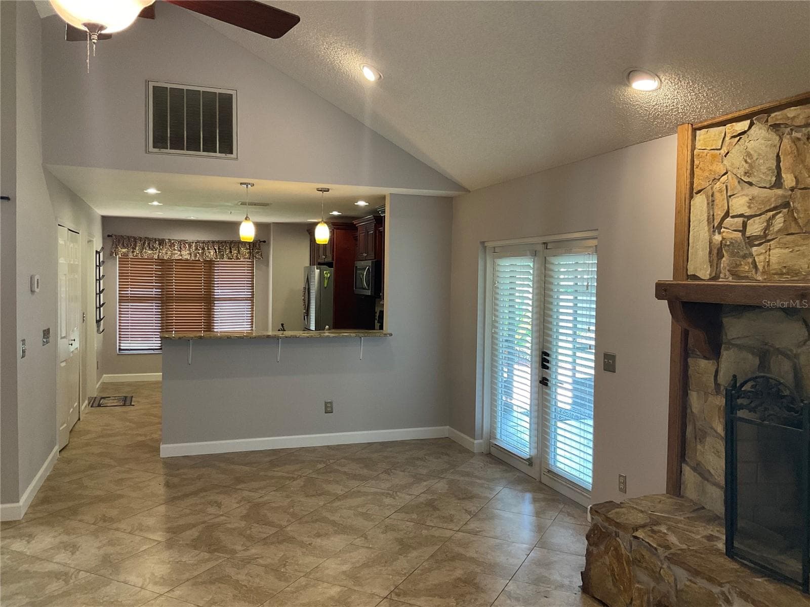 4273 Stafford Dr photo 3