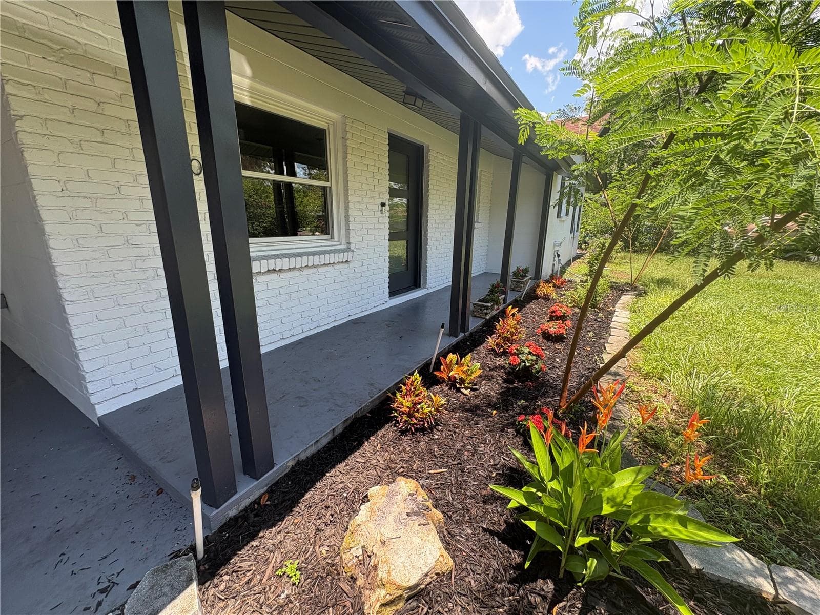 8609 Driftwood Dr photo 5
