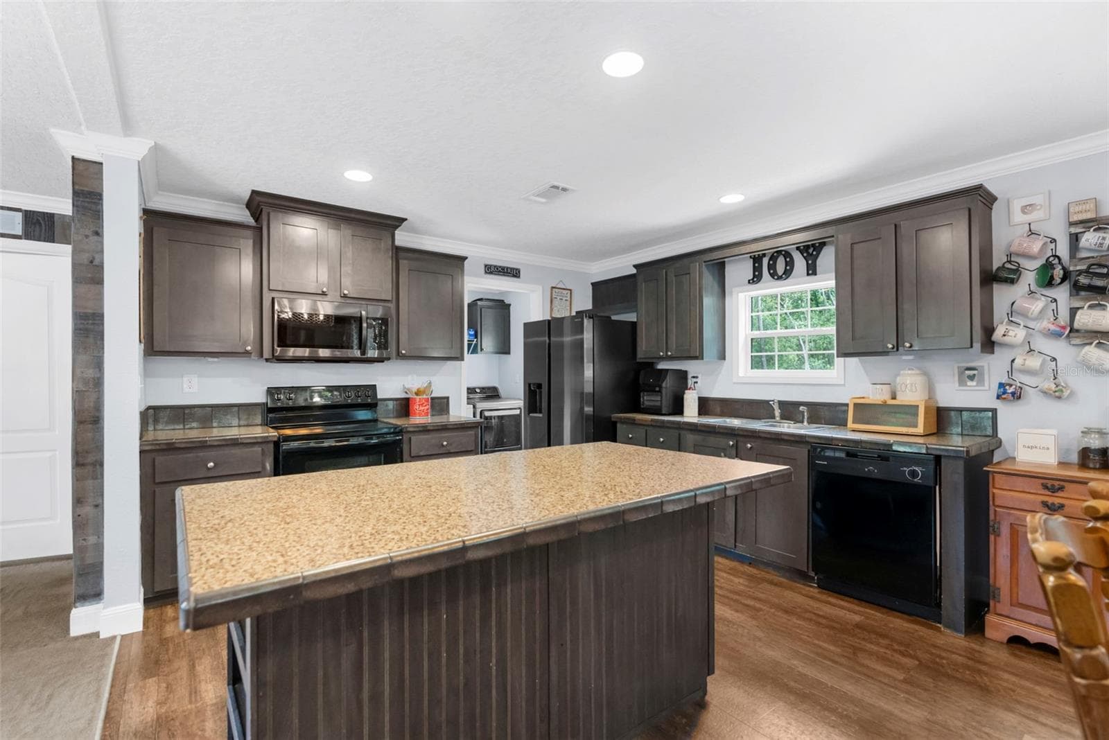 17155 Dalberg Dr photo 4