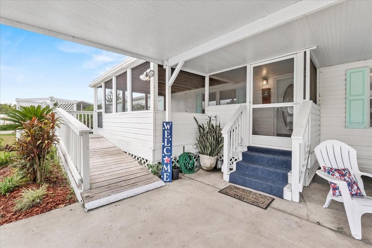 483 Lindsey Dr
