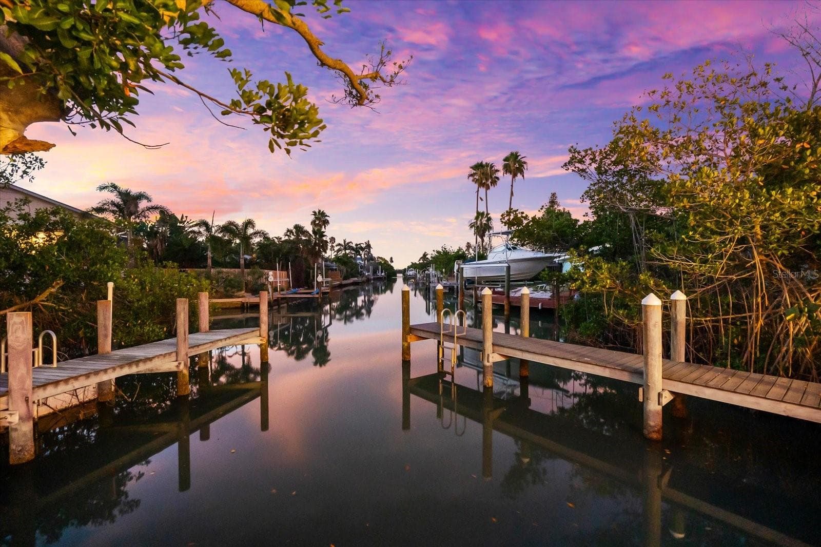 501 DE Narvaez Dr