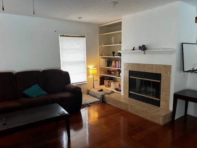 18330 Cypress View Way photo 3