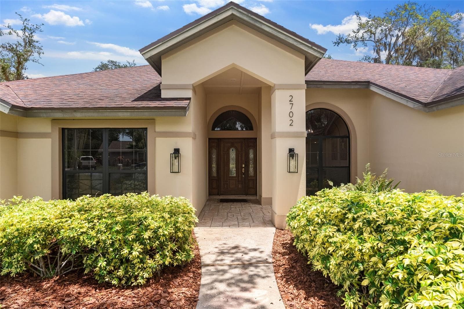 2702 Pine Club Dr photo 4