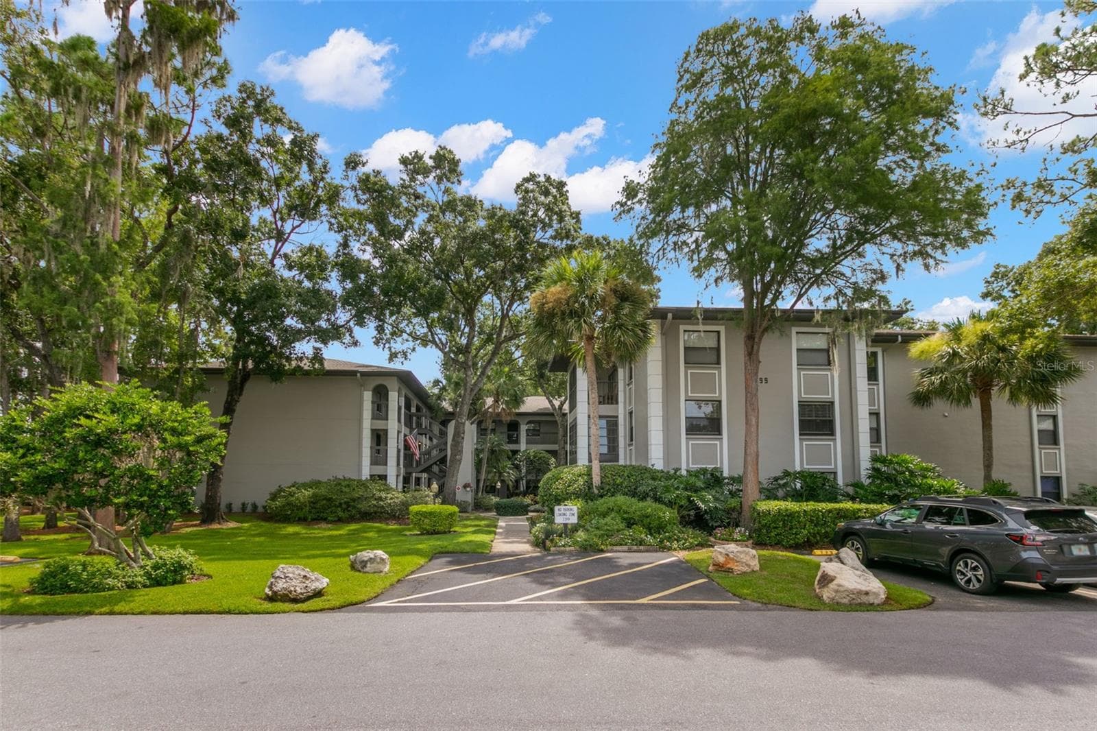 3399 Mermoor Dr #309 photo 4