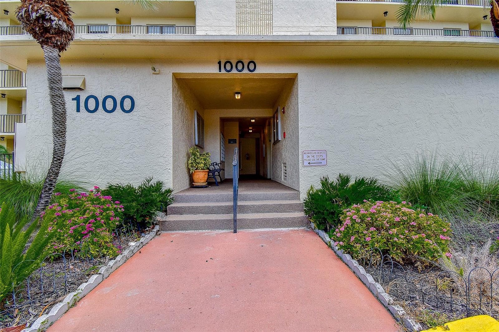1000 Cove Cay Dr #2C photo 4