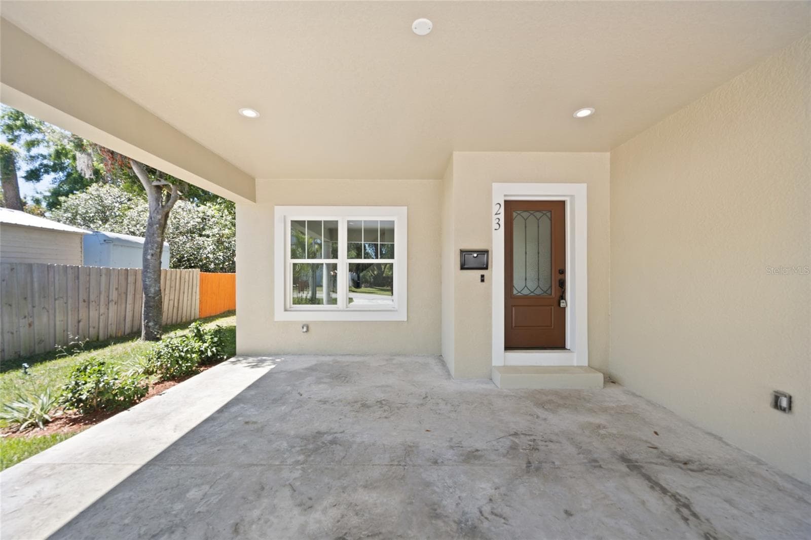 23 N Edwards St photo 3