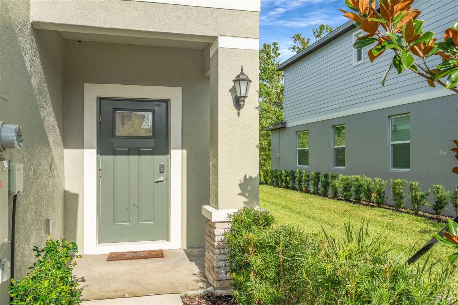 6033 Acara Ln photo 5