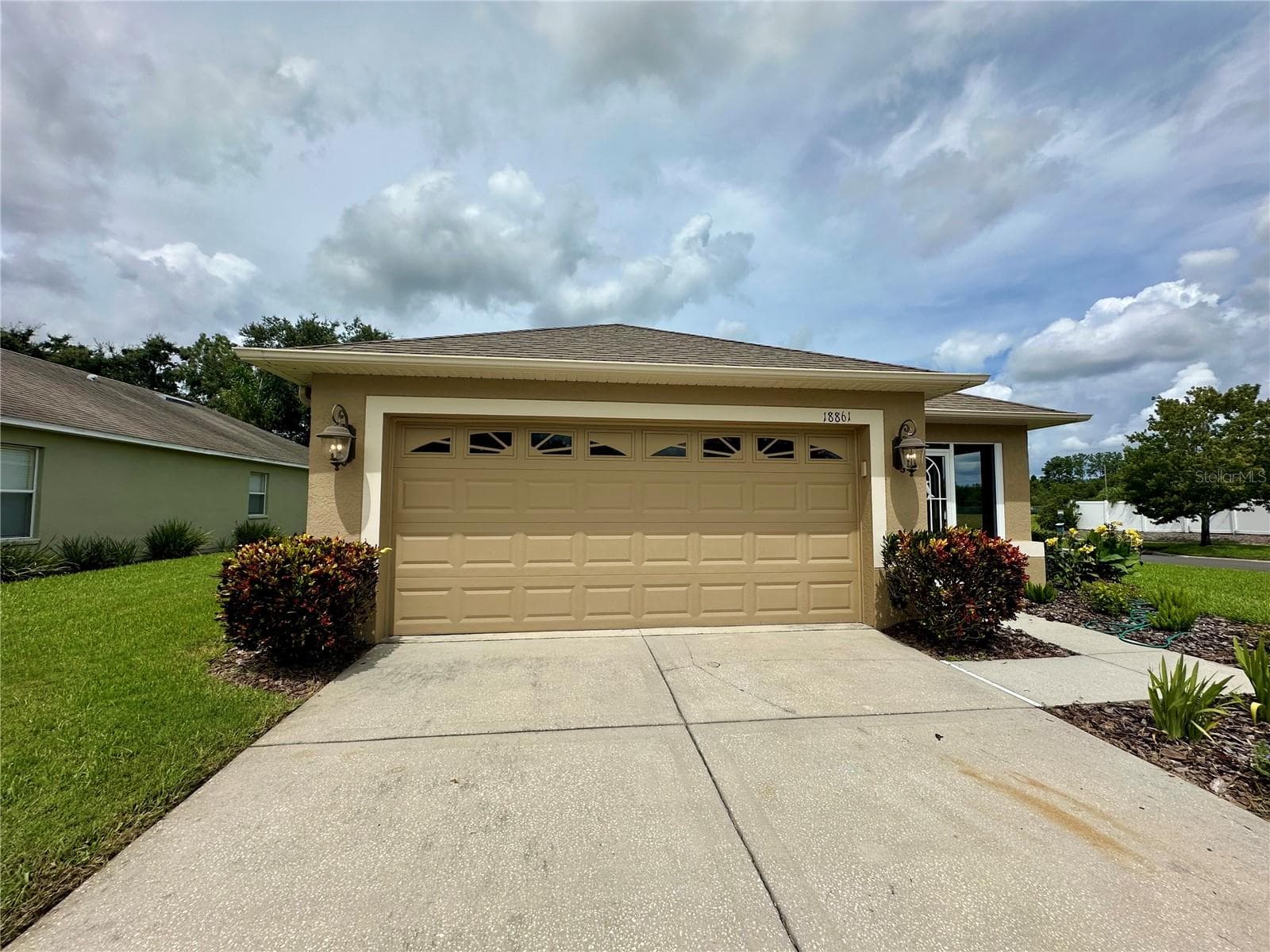 18861 Water Lily Ln photo 3