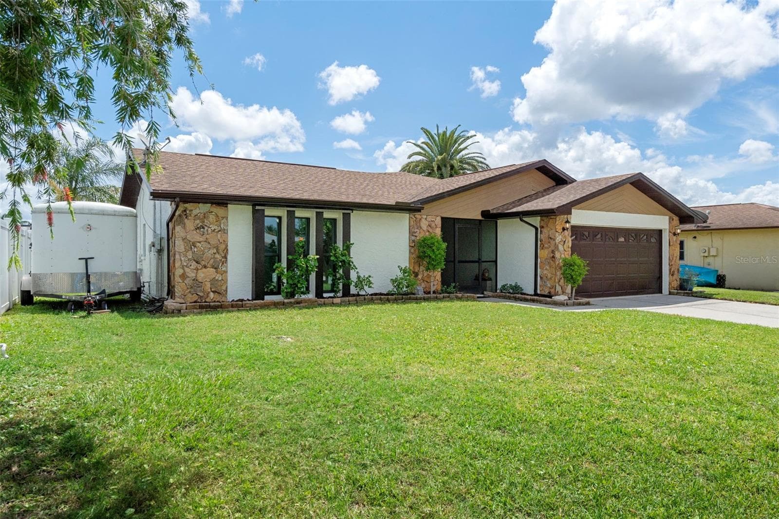 9910 Island Harbor Dr photo 4